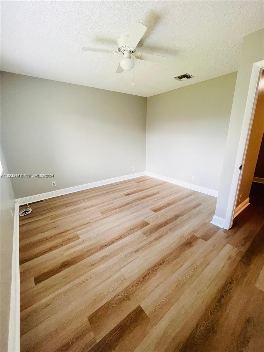 HAMPTONS OF NORTH LAUDERD - Residential Lease