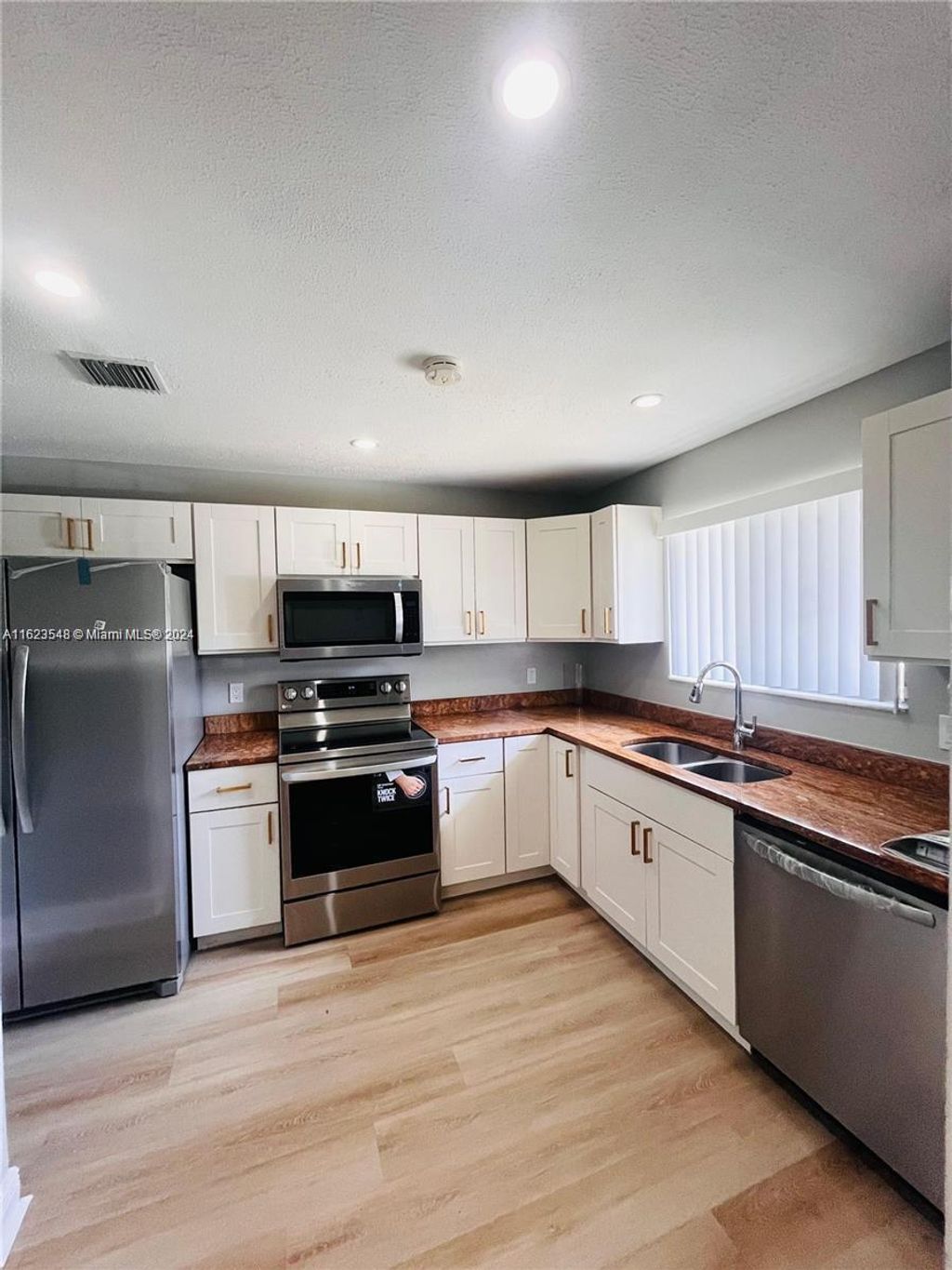 Photo of 1421 Sussex Dr #1421, North Lauderdale, FL 33068 (MLS # A11623548)