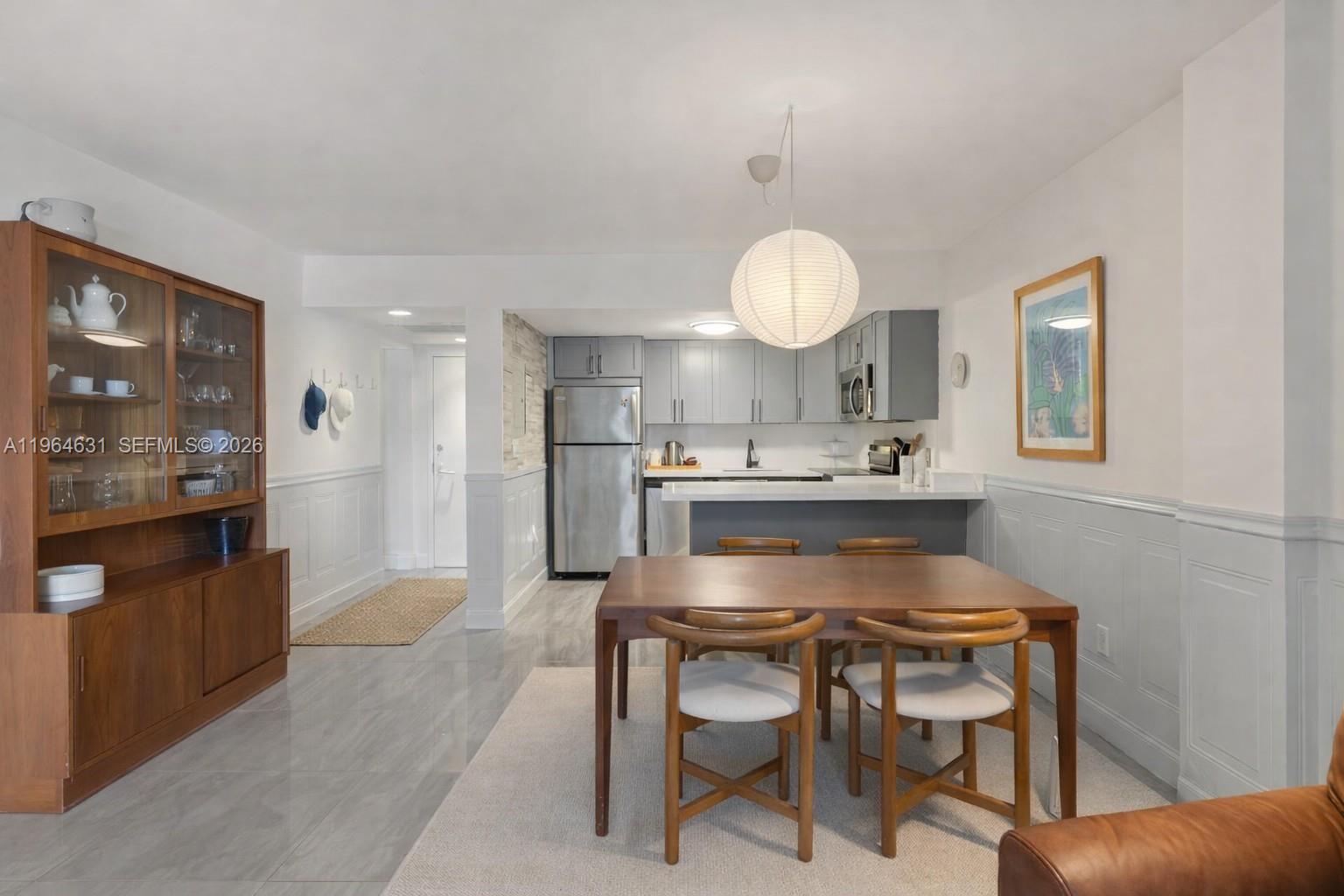 CRICKET CLUBHOUSE CONDO - Residential