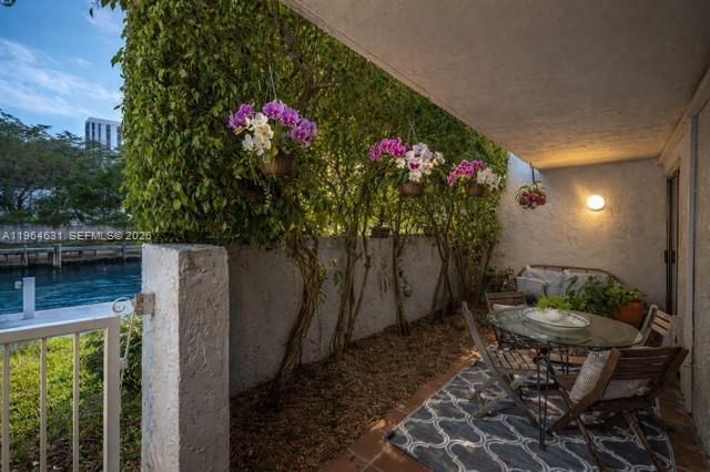 CRICKET CLUBHOUSE CONDO - Residential