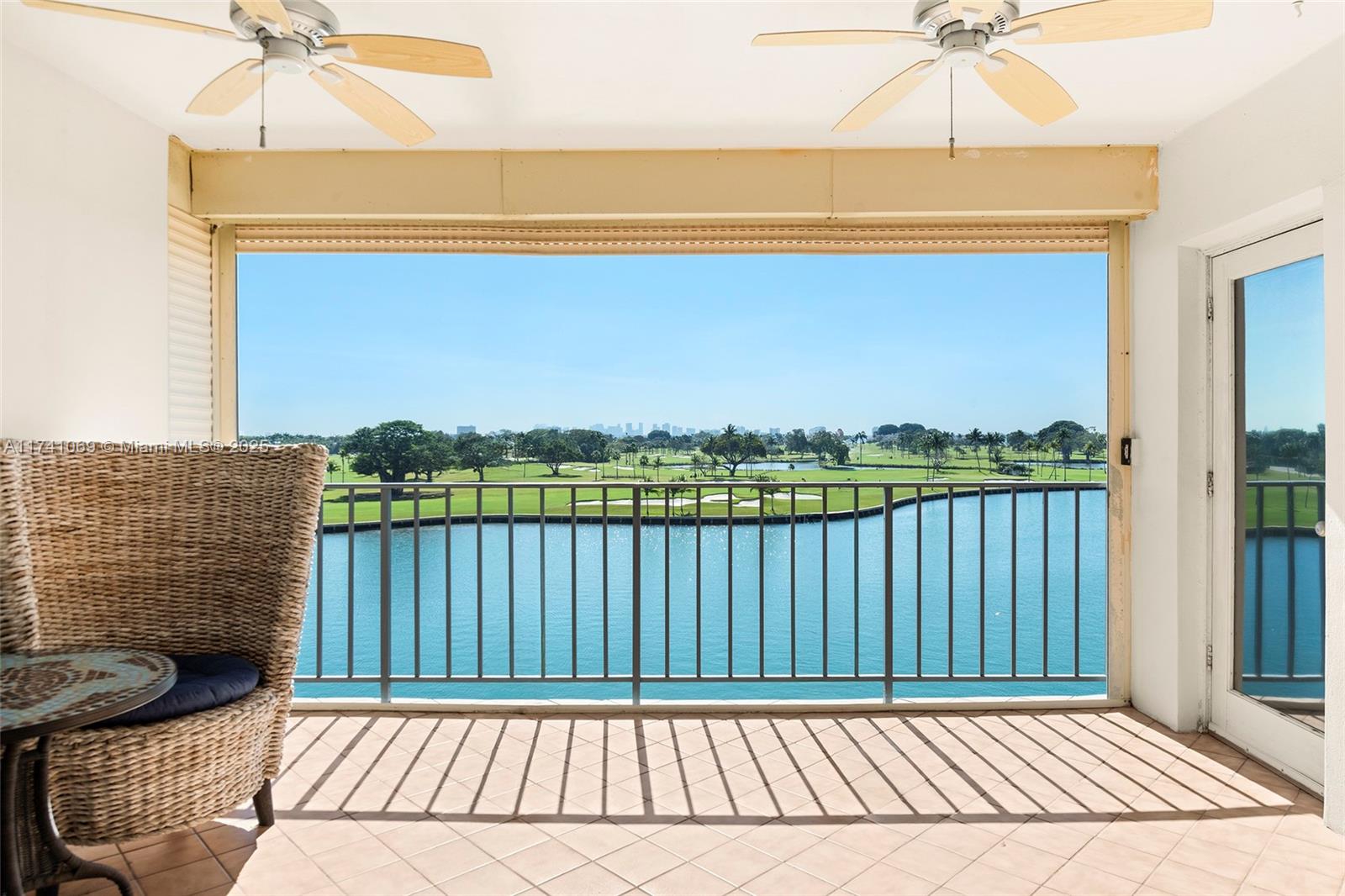THE MONTEREY CONDO - Residential