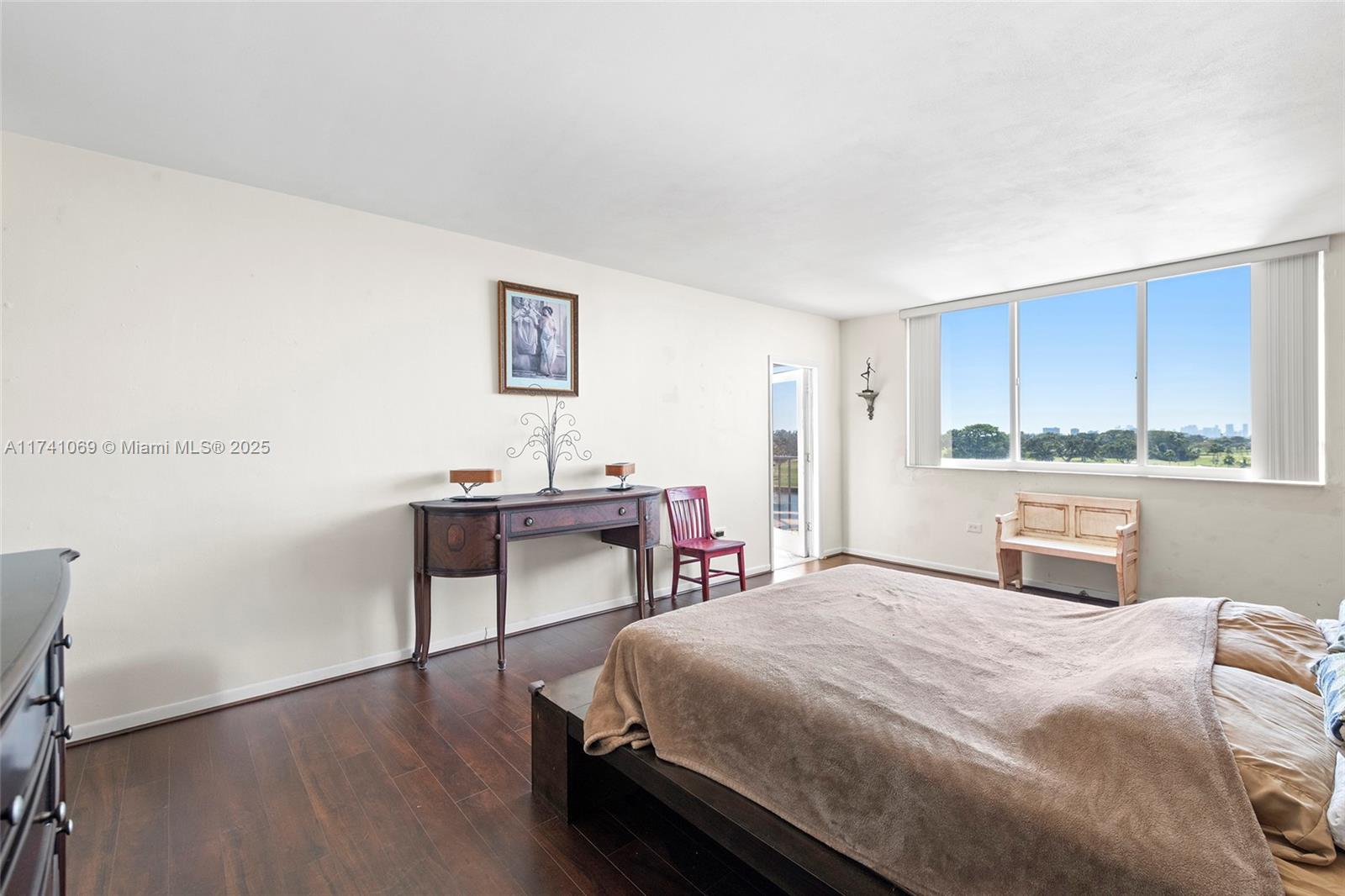 THE MONTEREY CONDO - Residential