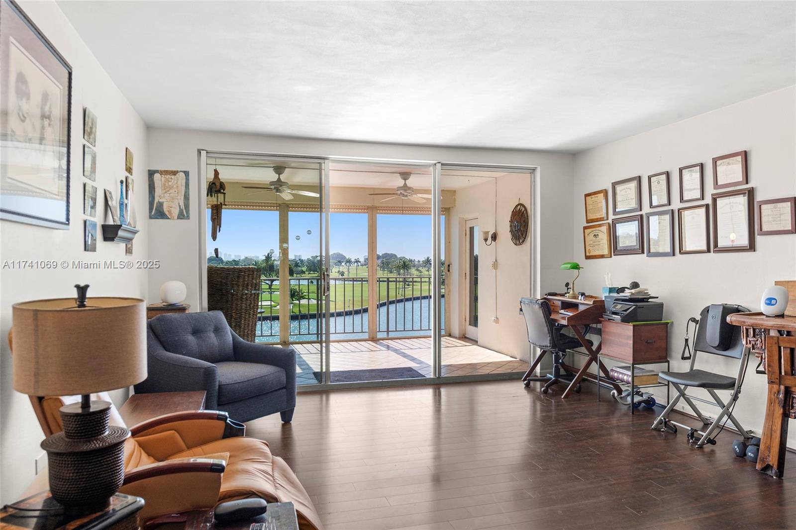 THE MONTEREY CONDO - Residential