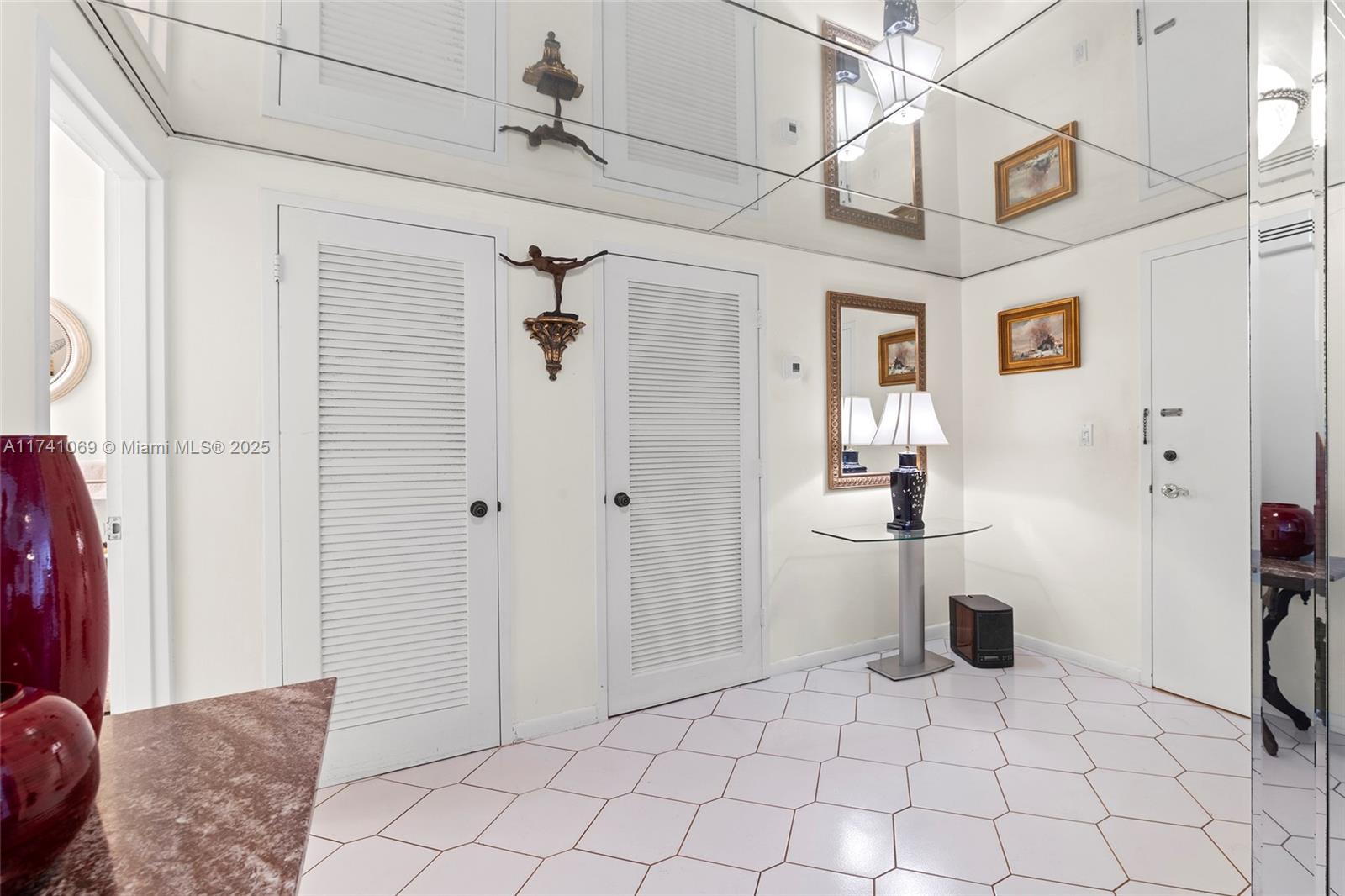 THE MONTEREY CONDO - Residential