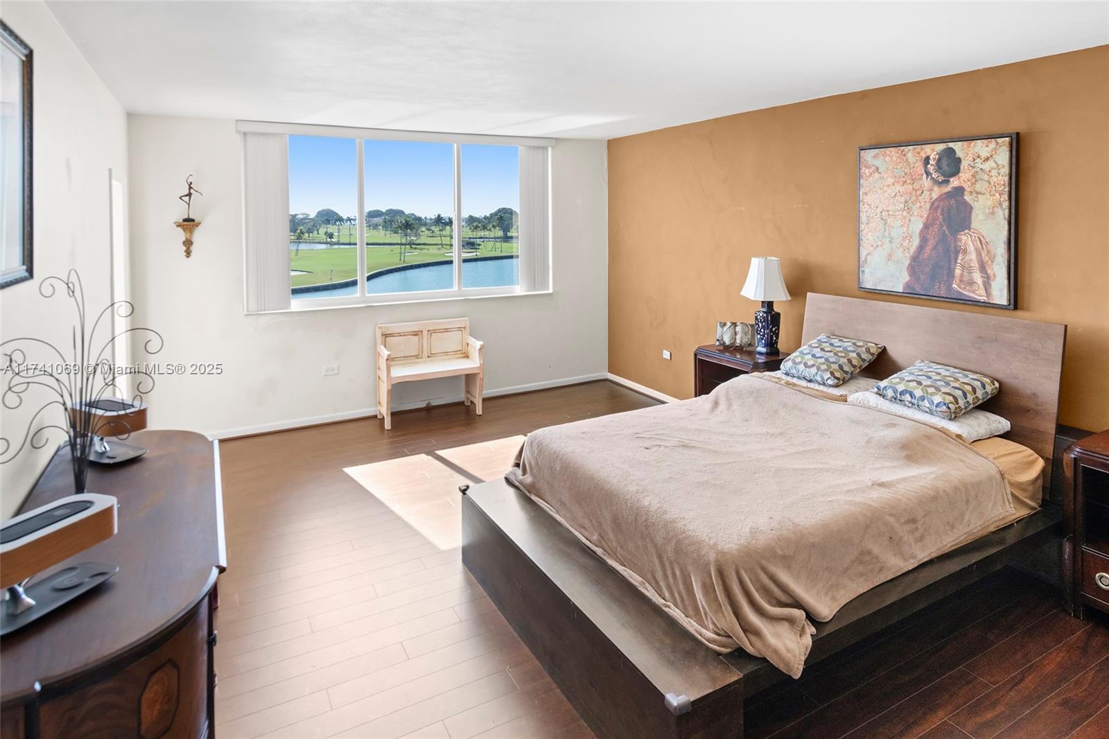THE MONTEREY CONDO - Residential
