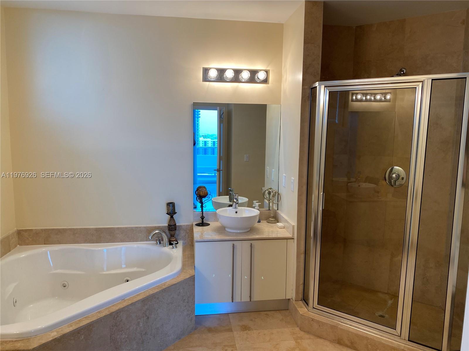 STAR LOFTS ON THE BAY CON - Residential Lease