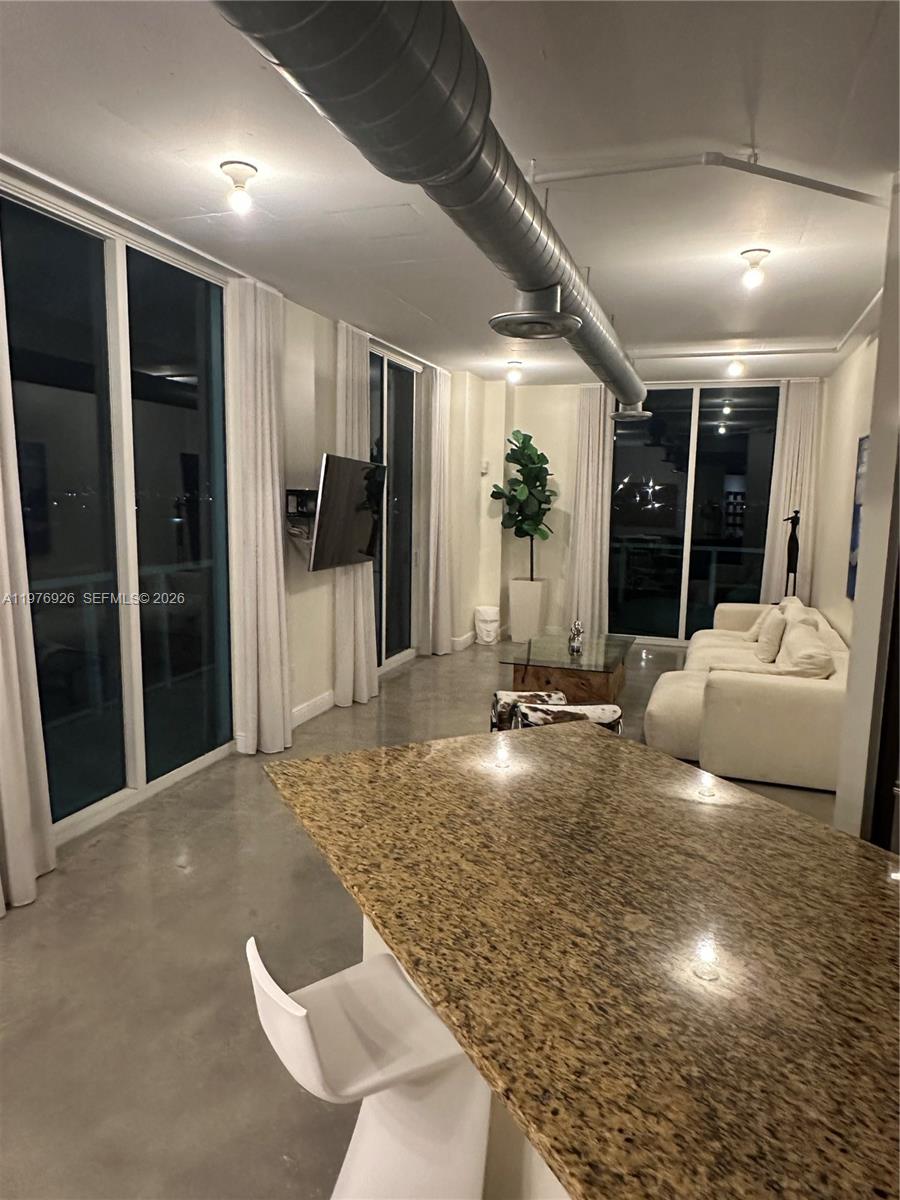 STAR LOFTS ON THE BAY CON - Residential Lease