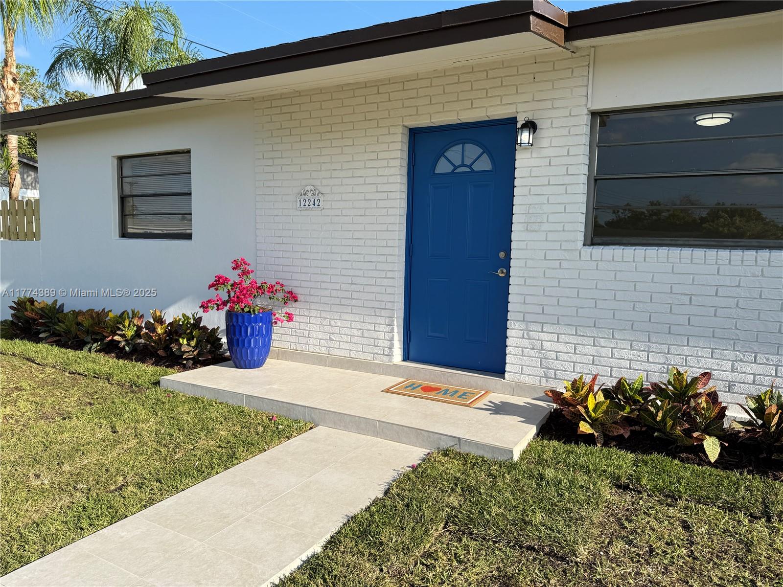 12242 SW 28th Ter