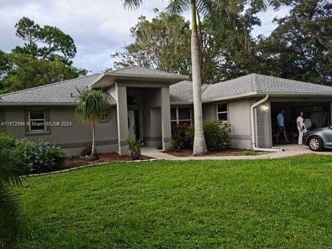 Single Family Residence in Bonita Springs FL 4356 Vanda Drive Dr.jpg