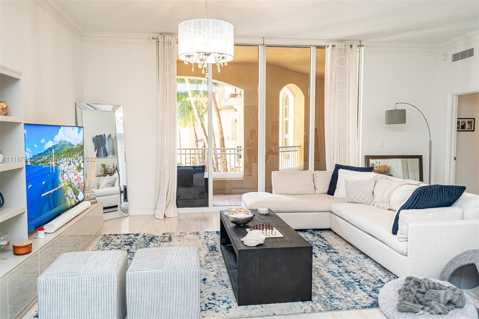 ALAQUA CONDO - Residential