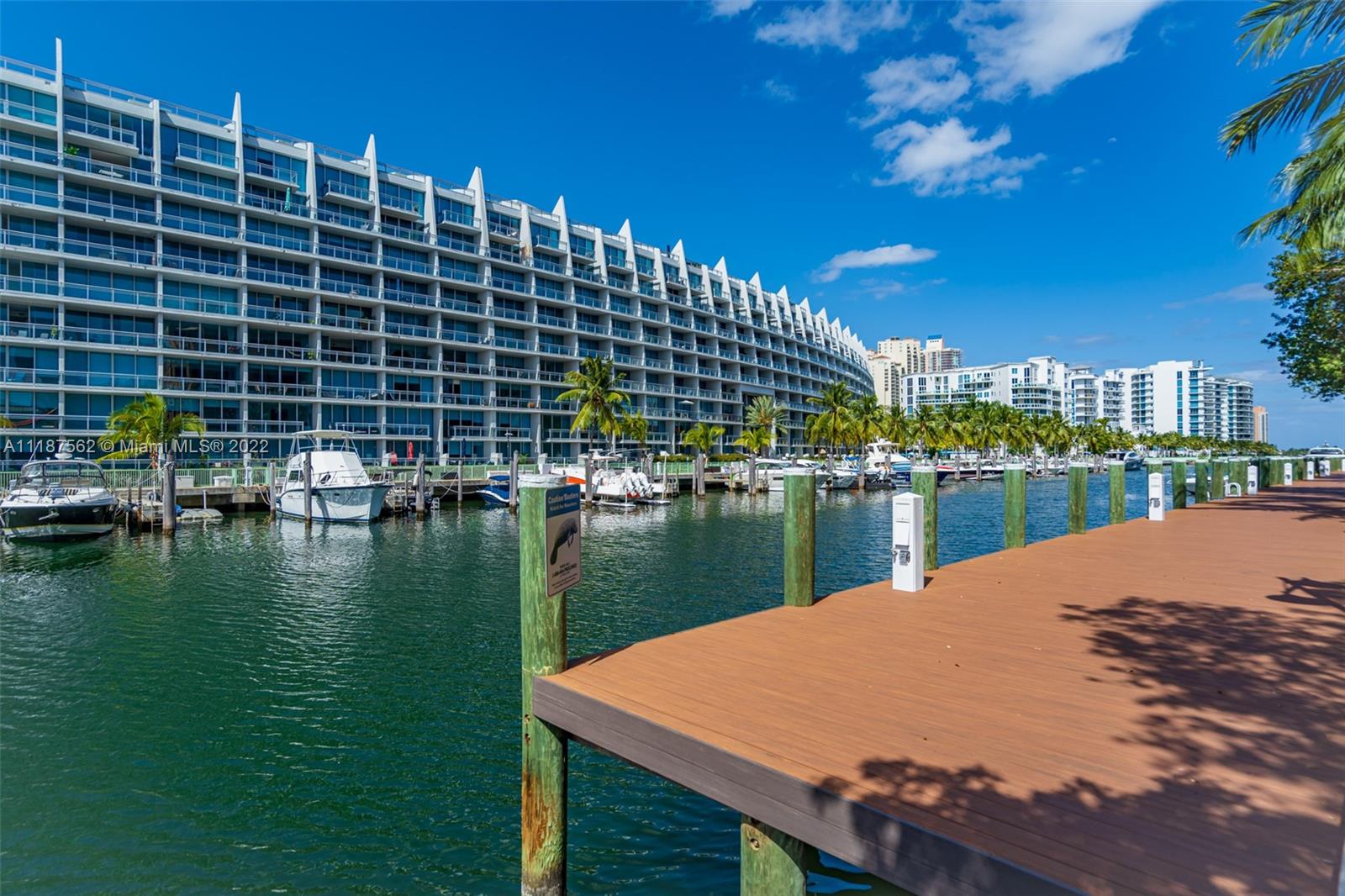ALAQUA CONDO - Residential