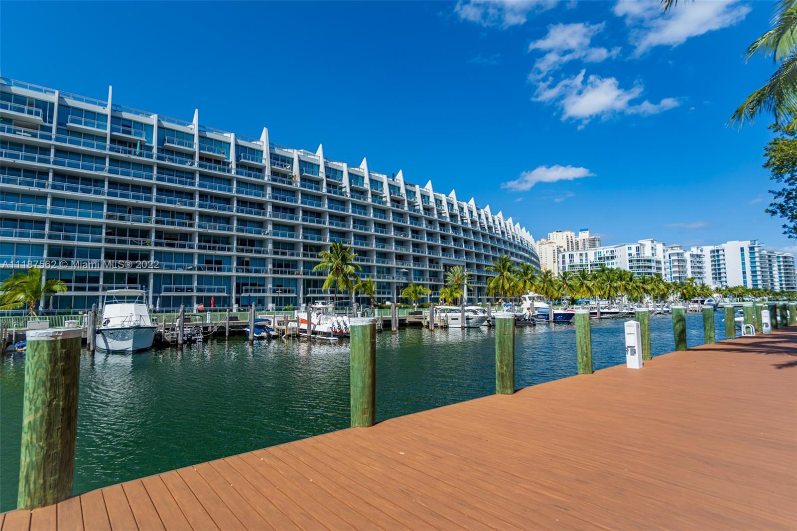 ALAQUA CONDO - Residential