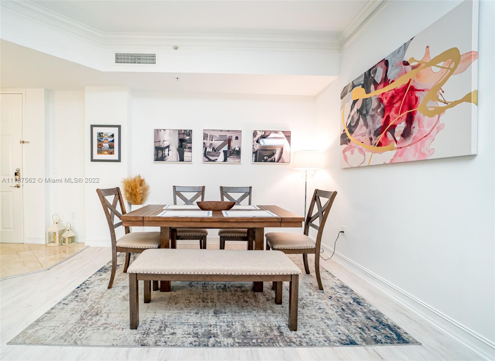 ALAQUA CONDO - Residential