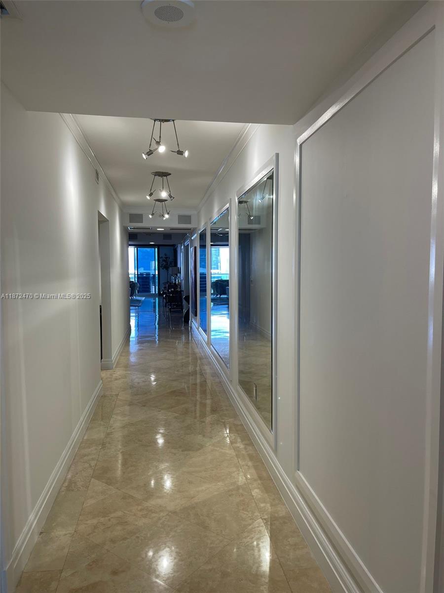 THE PENINSULA CONDO - Residential Lease