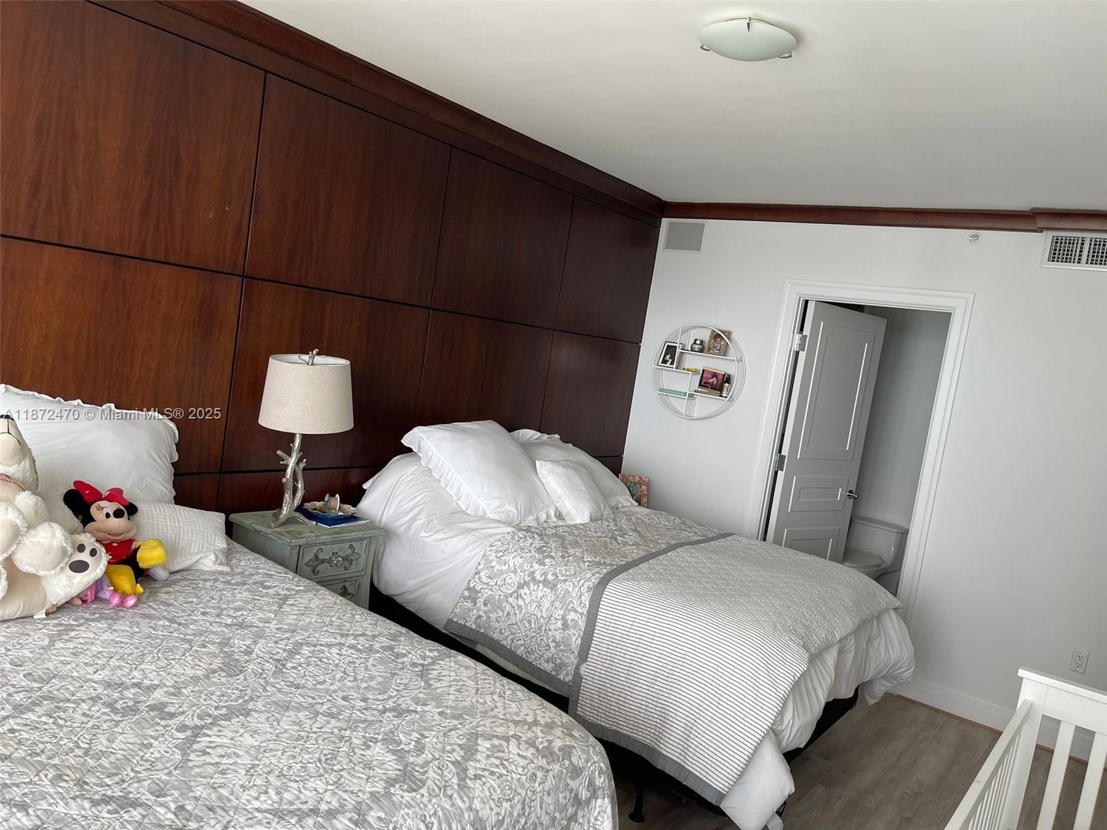 THE PENINSULA CONDO - Residential Lease