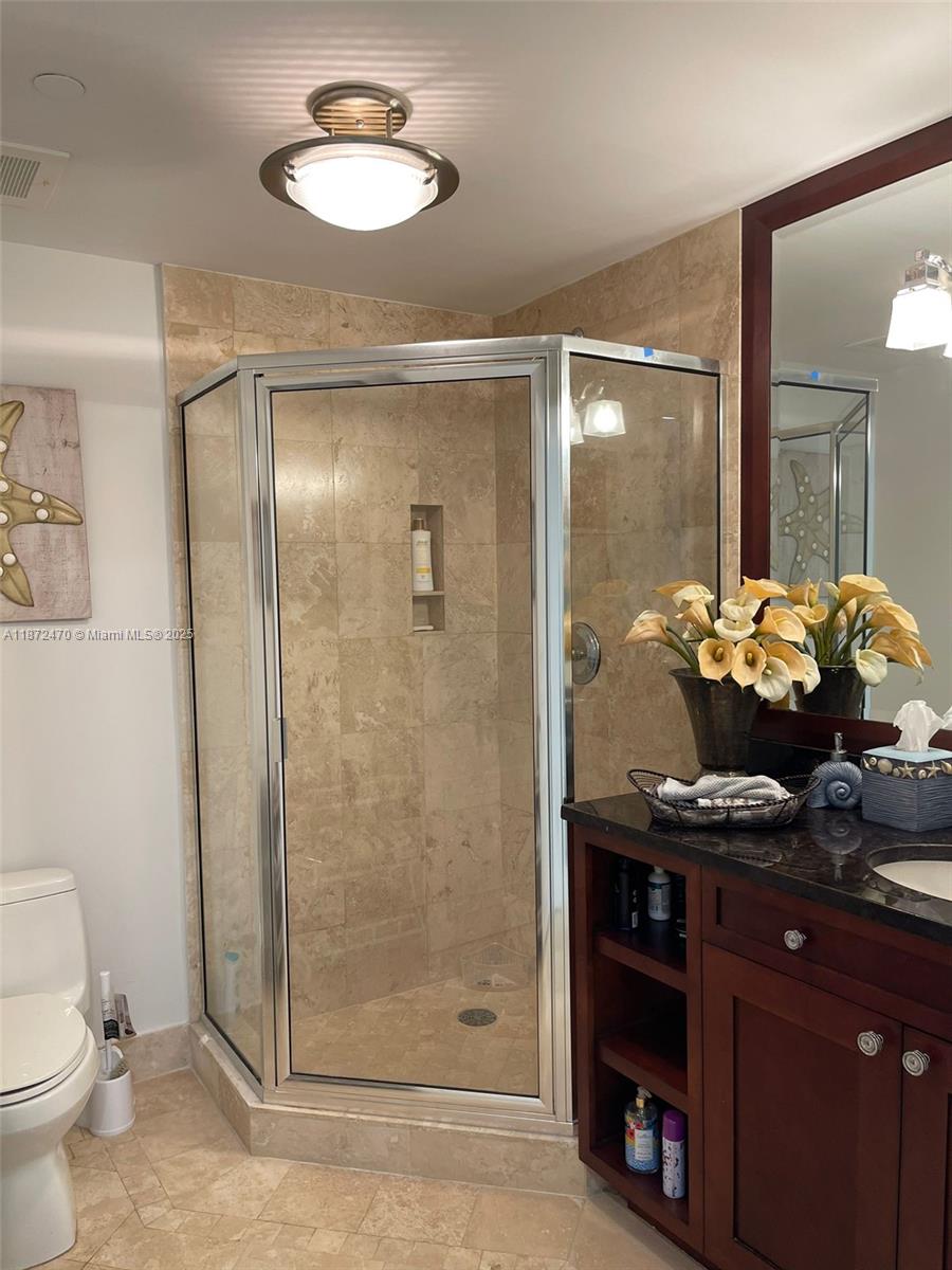 THE PENINSULA CONDO - Residential Lease