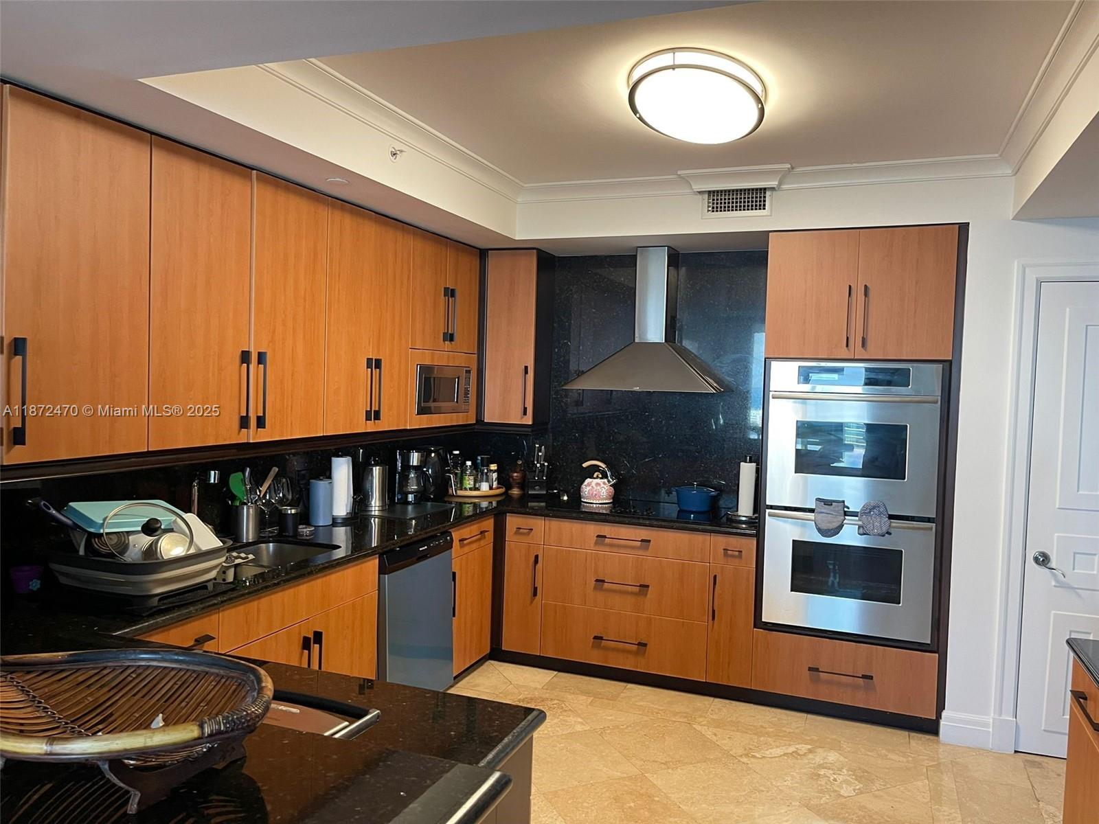 THE PENINSULA CONDO - Residential Lease