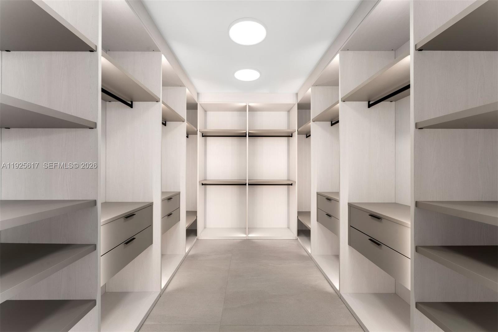 CRYSTAL BLUFF ADDN TO SIL - Residential