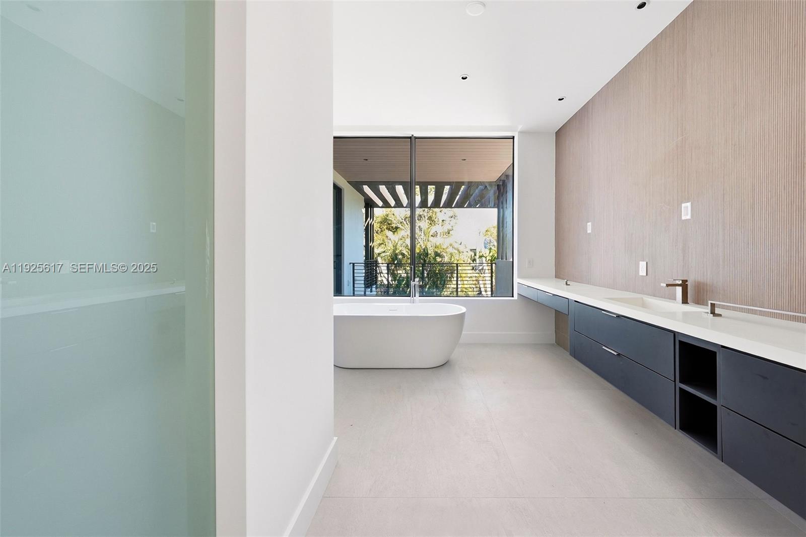 CRYSTAL BLUFF ADDN TO SIL - Residential