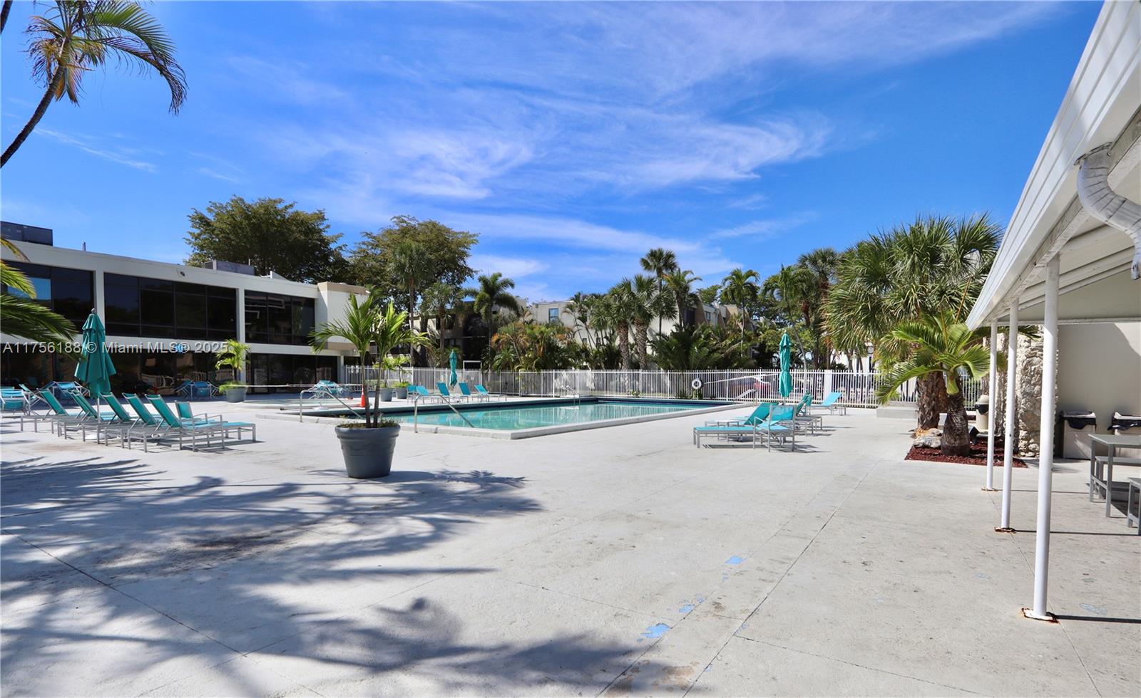 VILLA DORADA CONDO NO 2 - Residential