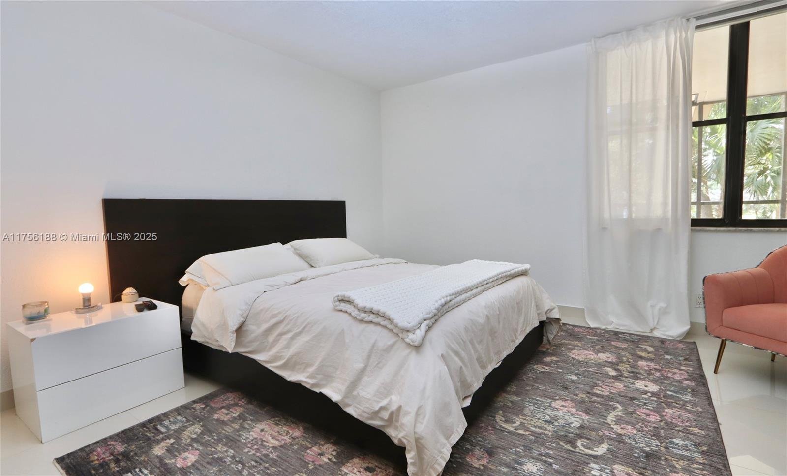 VILLA DORADA CONDO NO 2 - Residential
