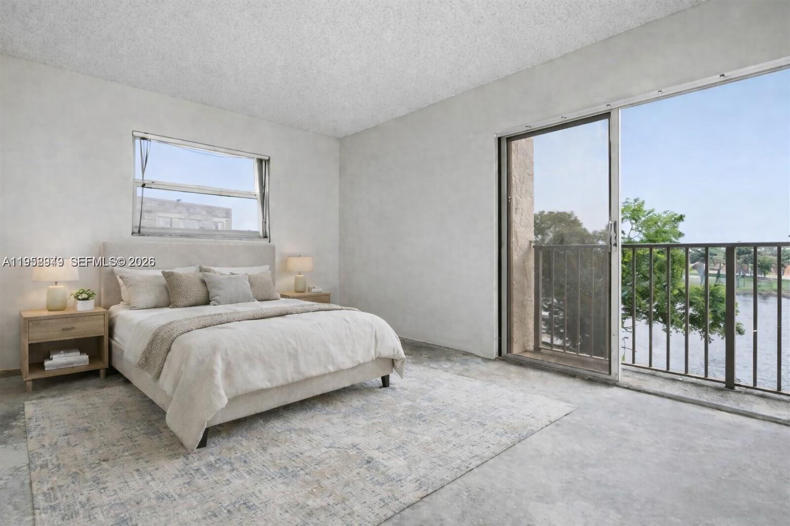 LAKESHORE AT UNIVERSITY P - Residential