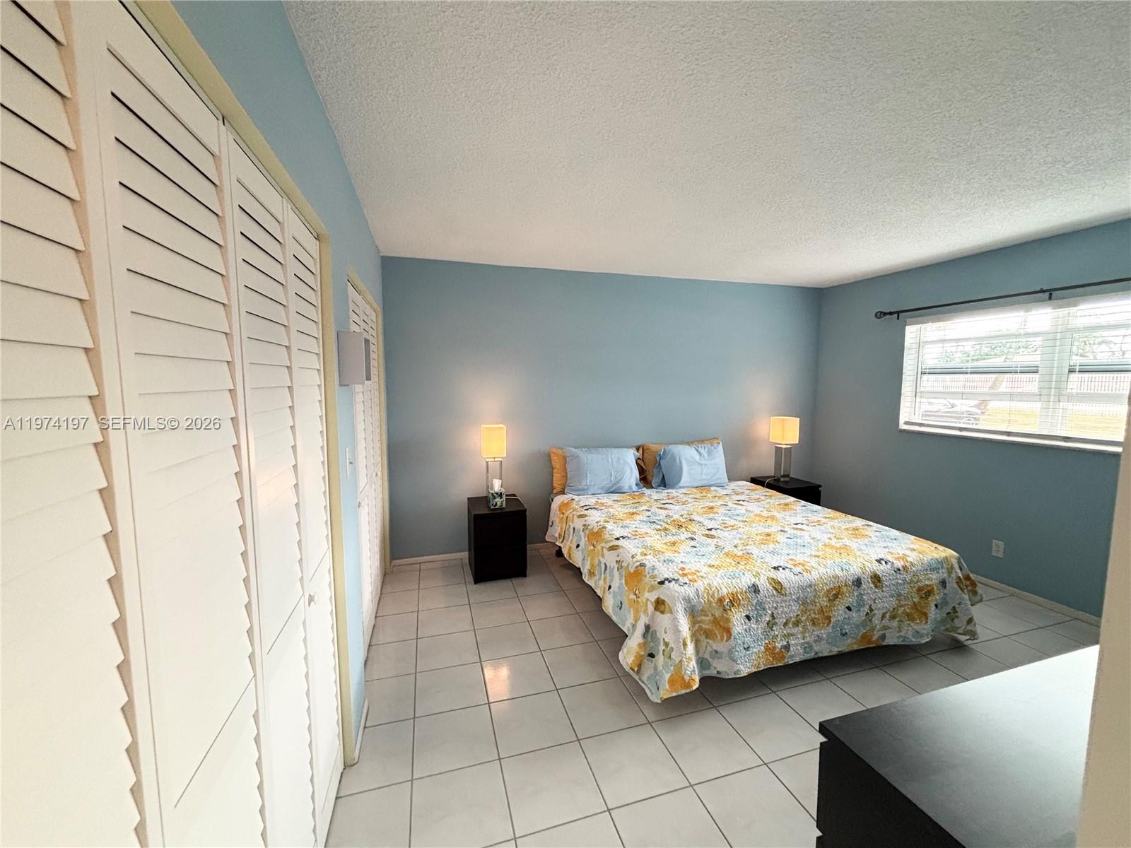 5300 Washington St O124