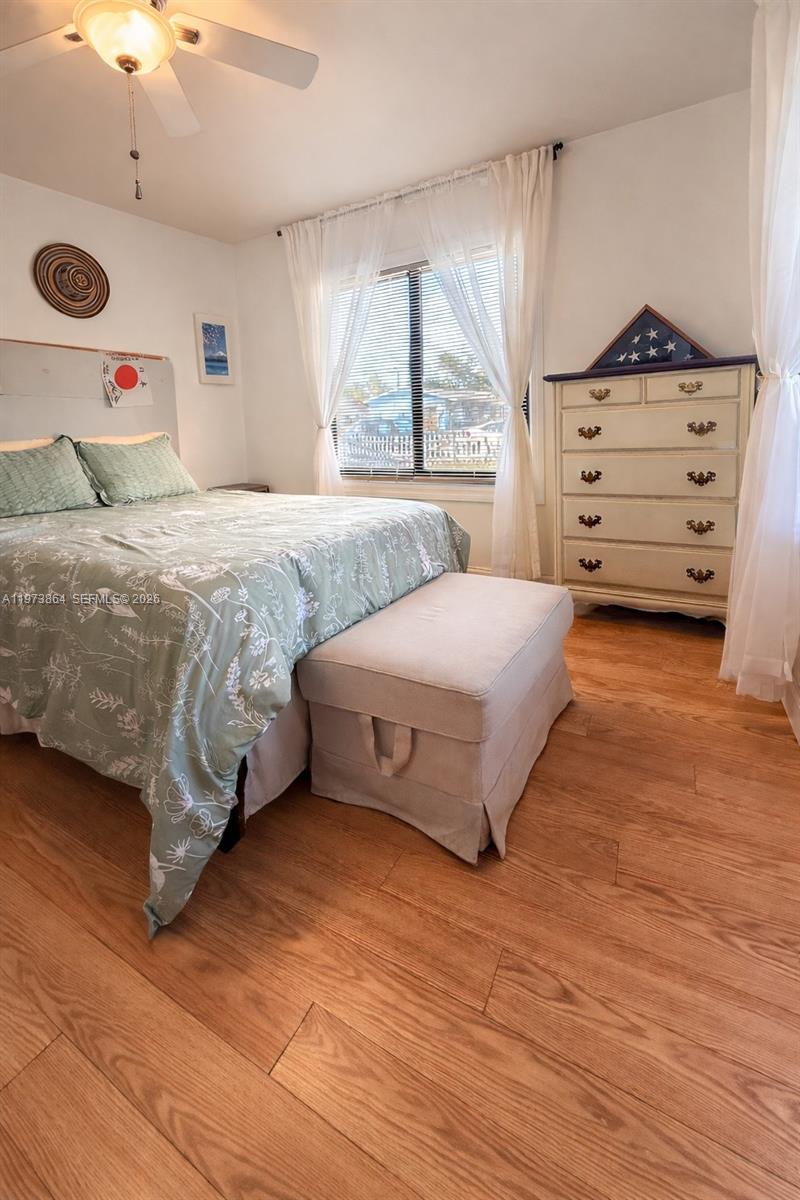 HOLLYWOOD PARK - Residential