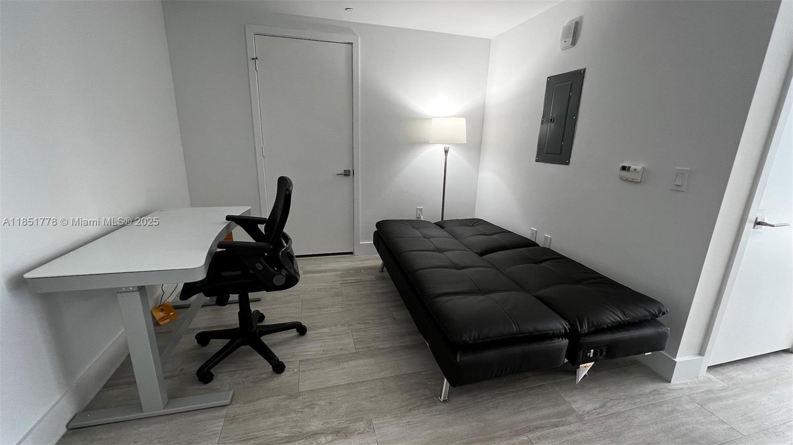 3401 MIDTOWN CONDO - Residential