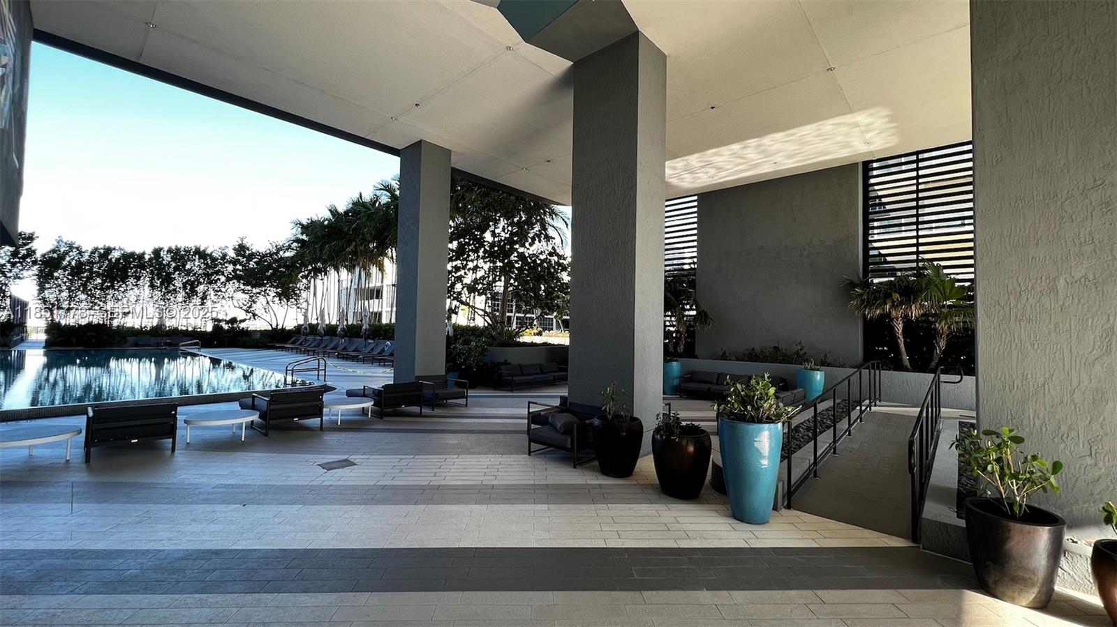 3401 MIDTOWN CONDO - Residential