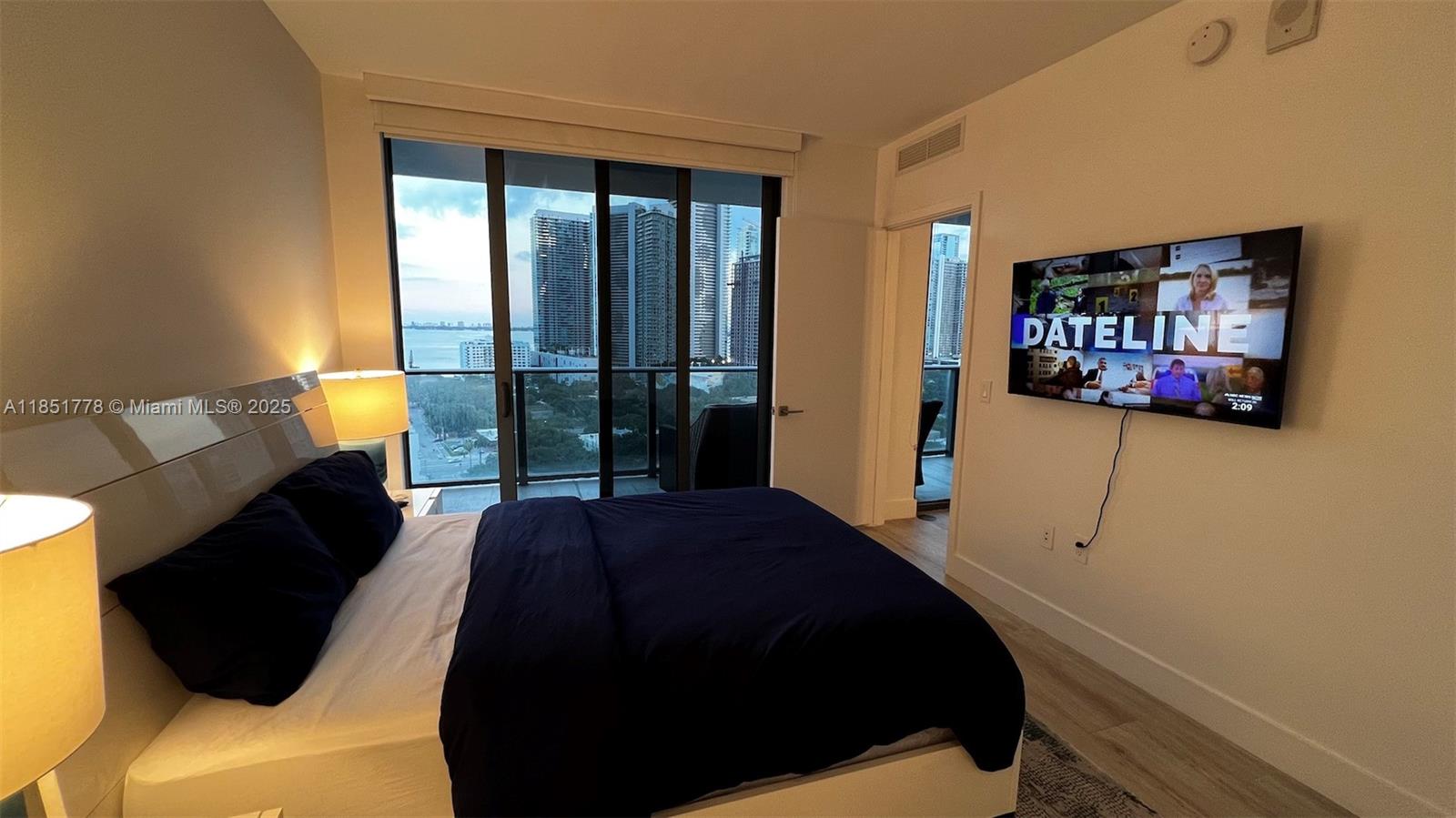 3401 MIDTOWN CONDO - Residential