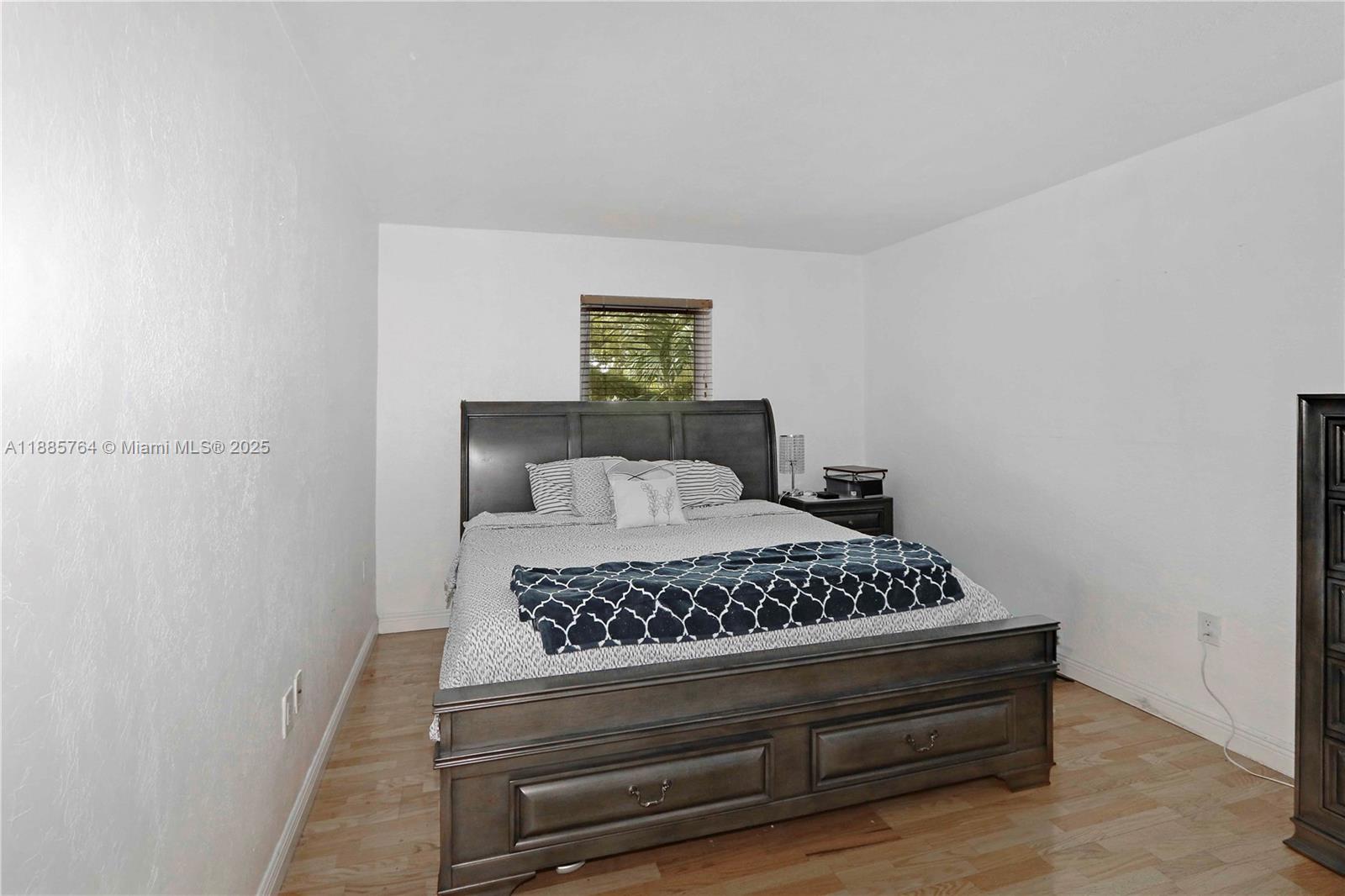 MONTEREY GARDENS OF PINEC - Residential