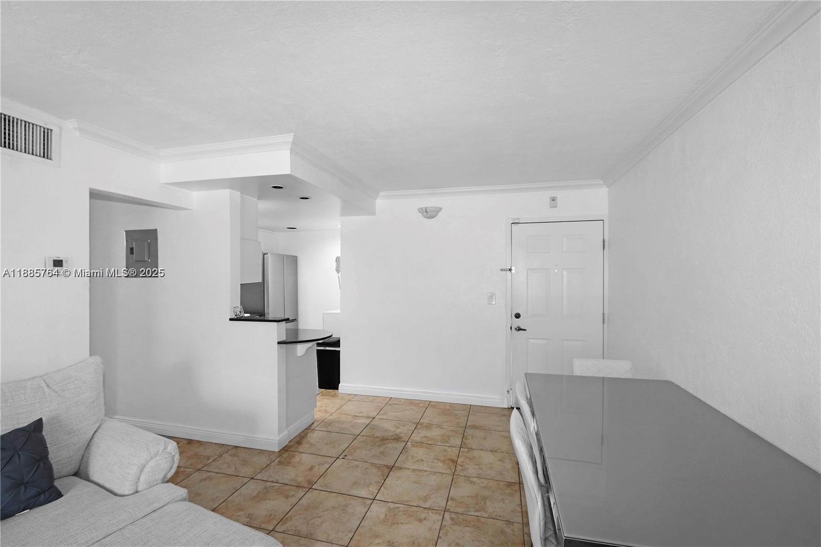 MONTEREY GARDENS OF PINEC - Residential