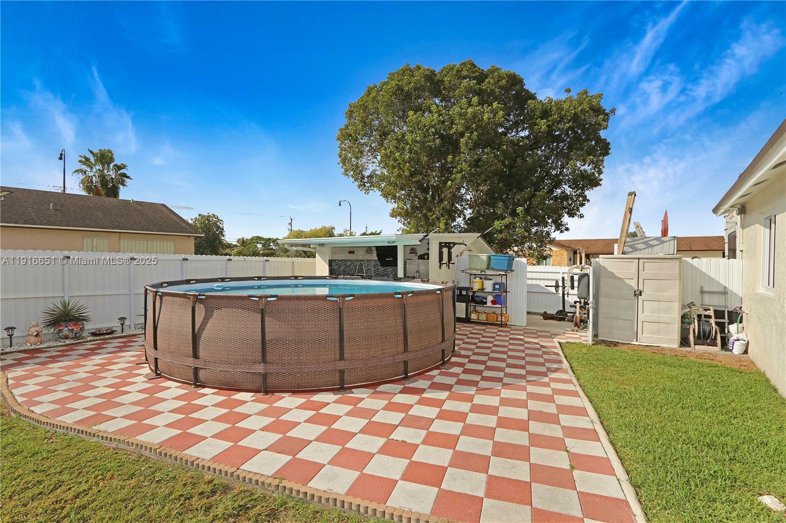 MEADOW WOOD MANOR SEC 3 - Residential