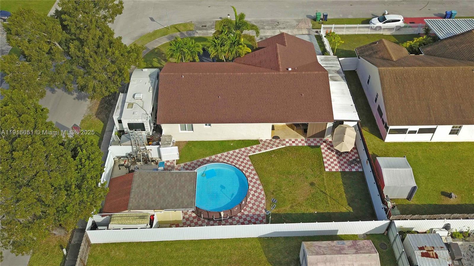 MEADOW WOOD MANOR SEC 3 - Residential