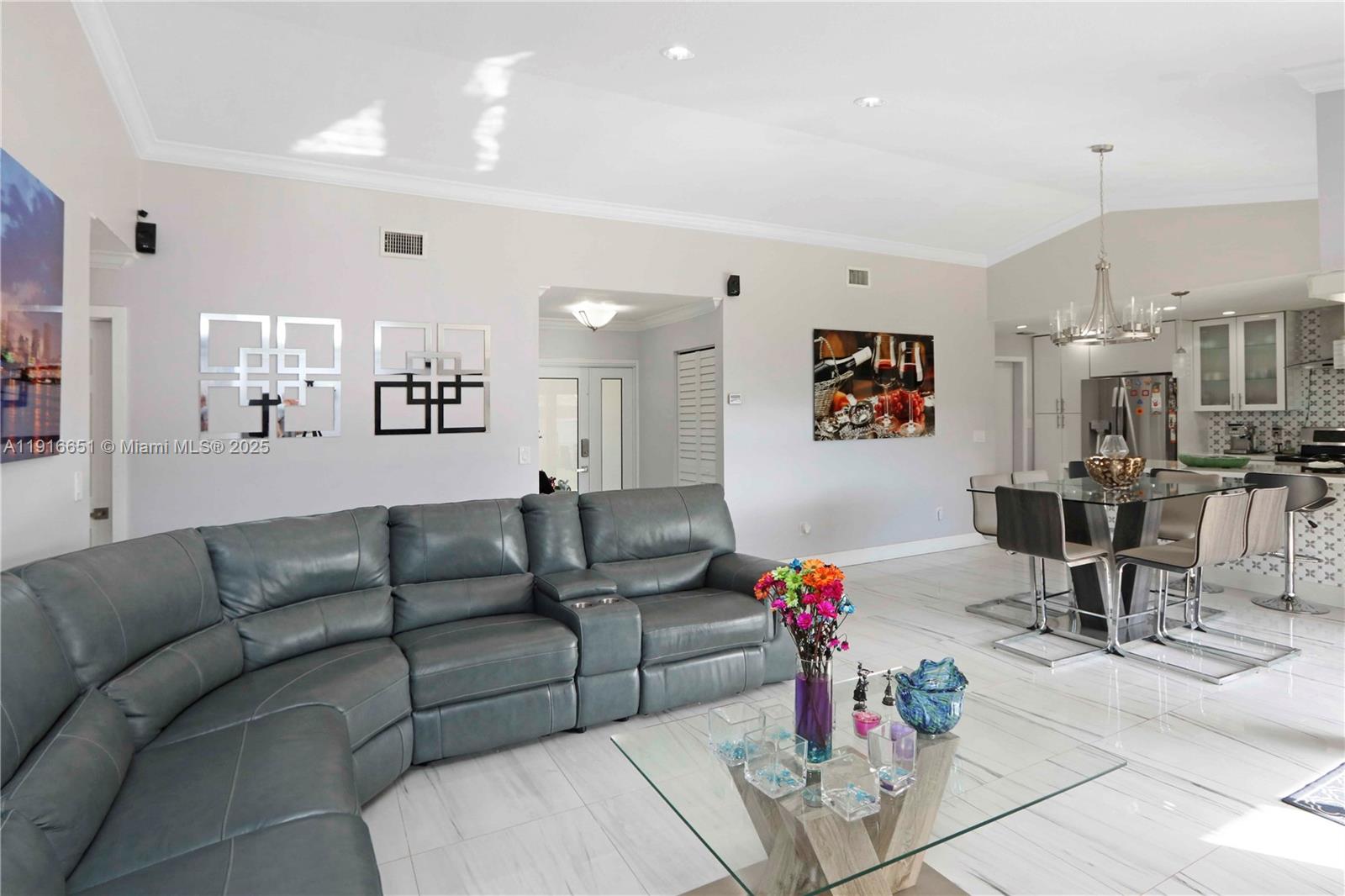 MEADOW WOOD MANOR SEC 3 - Residential