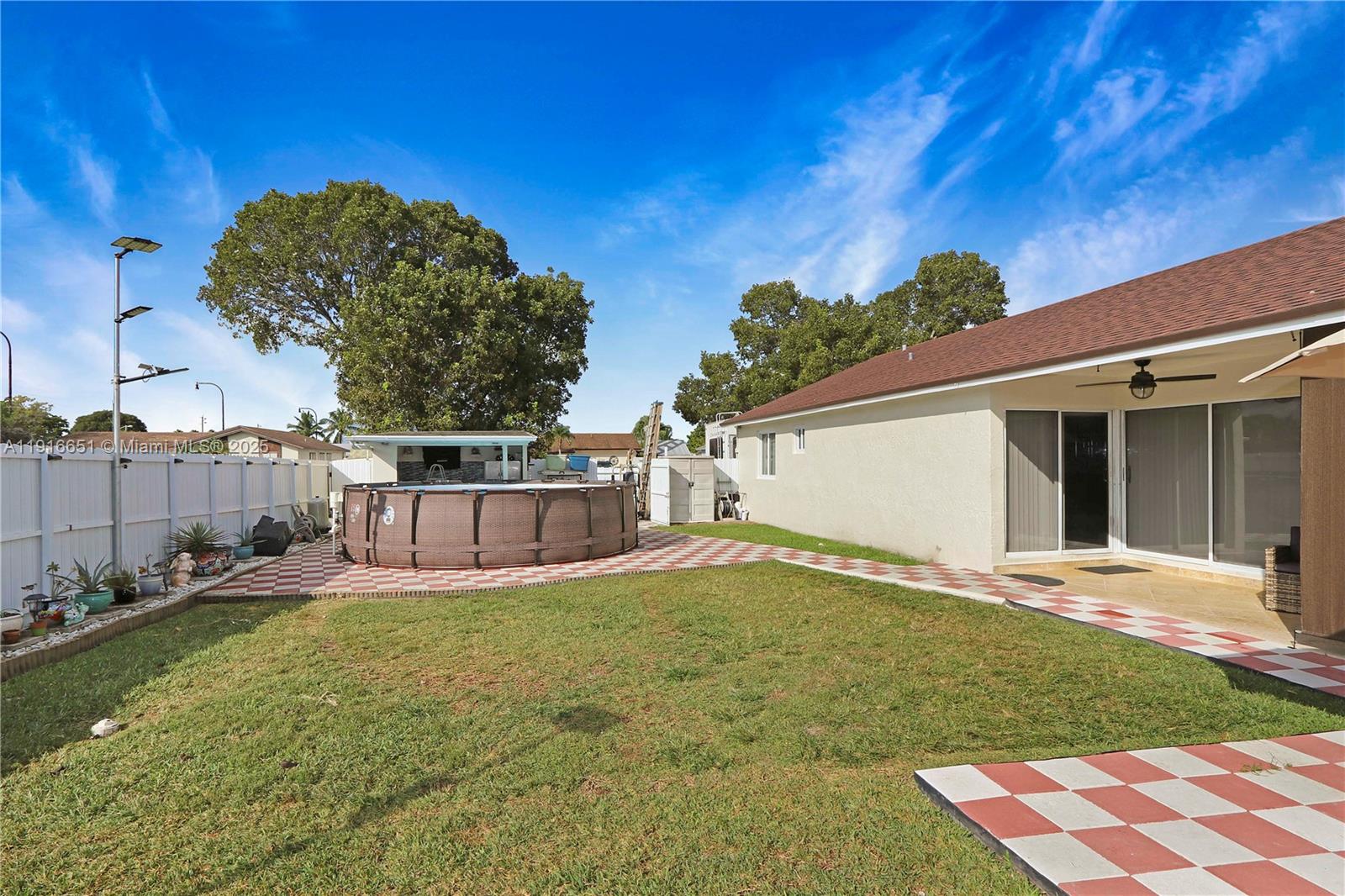 MEADOW WOOD MANOR SEC 3 - Residential