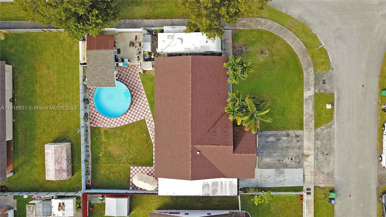 MEADOW WOOD MANOR SEC 3 - Residential