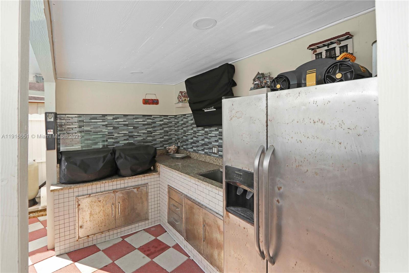 MEADOW WOOD MANOR SEC 3 - Residential