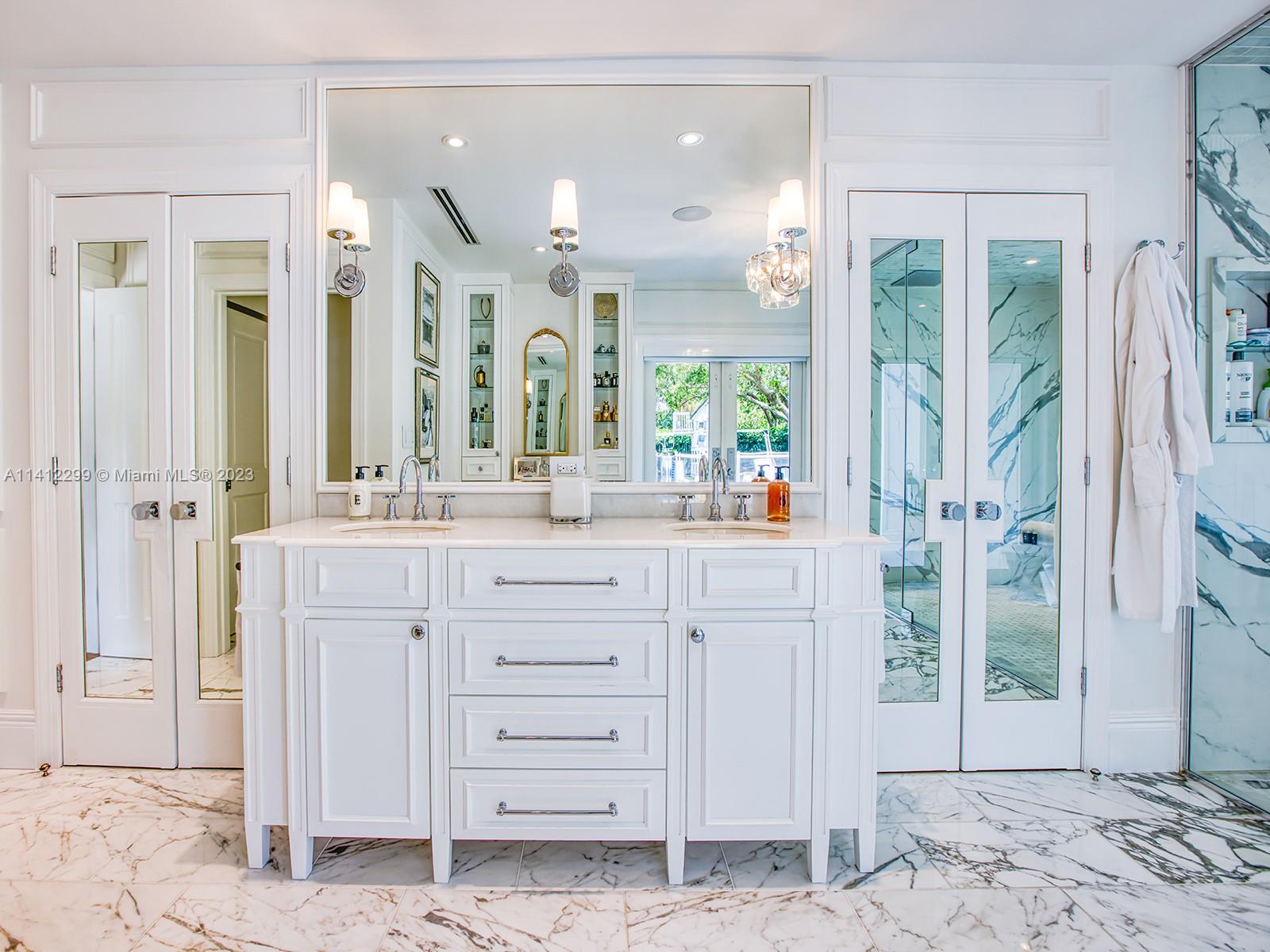 KINGS BAY PINES 1ST ADDN - Residential