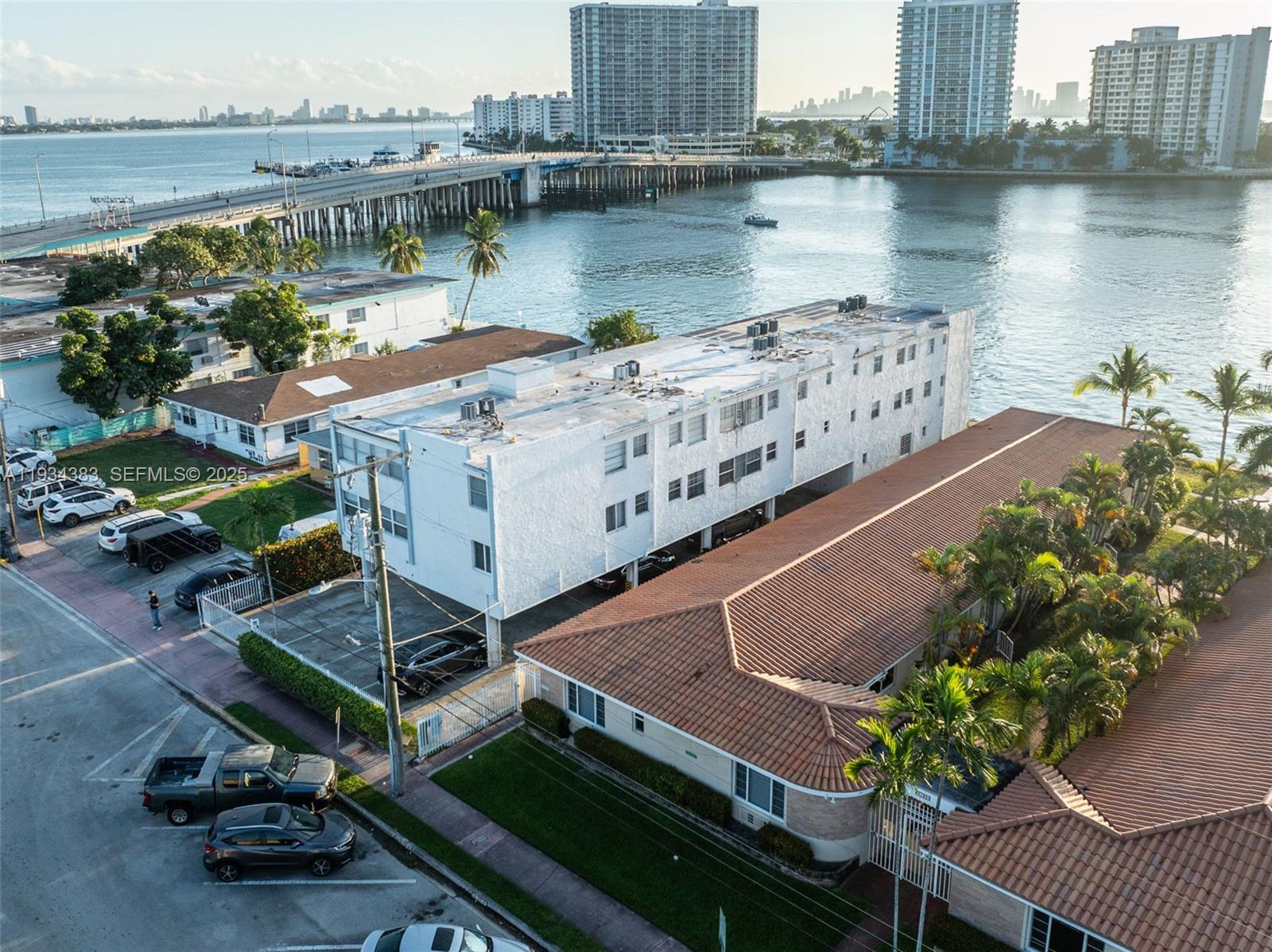 ENCLAVE TOWER CONDO - Land