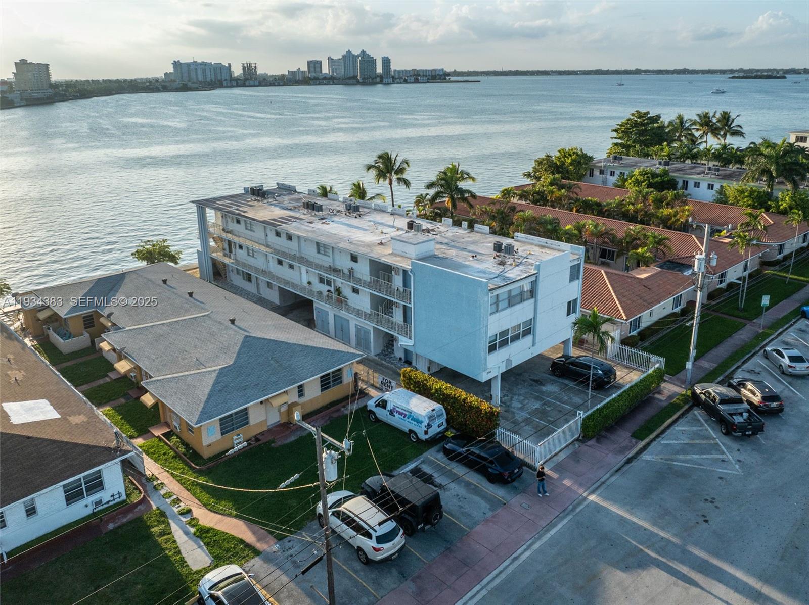 ENCLAVE TOWER CONDO - Land