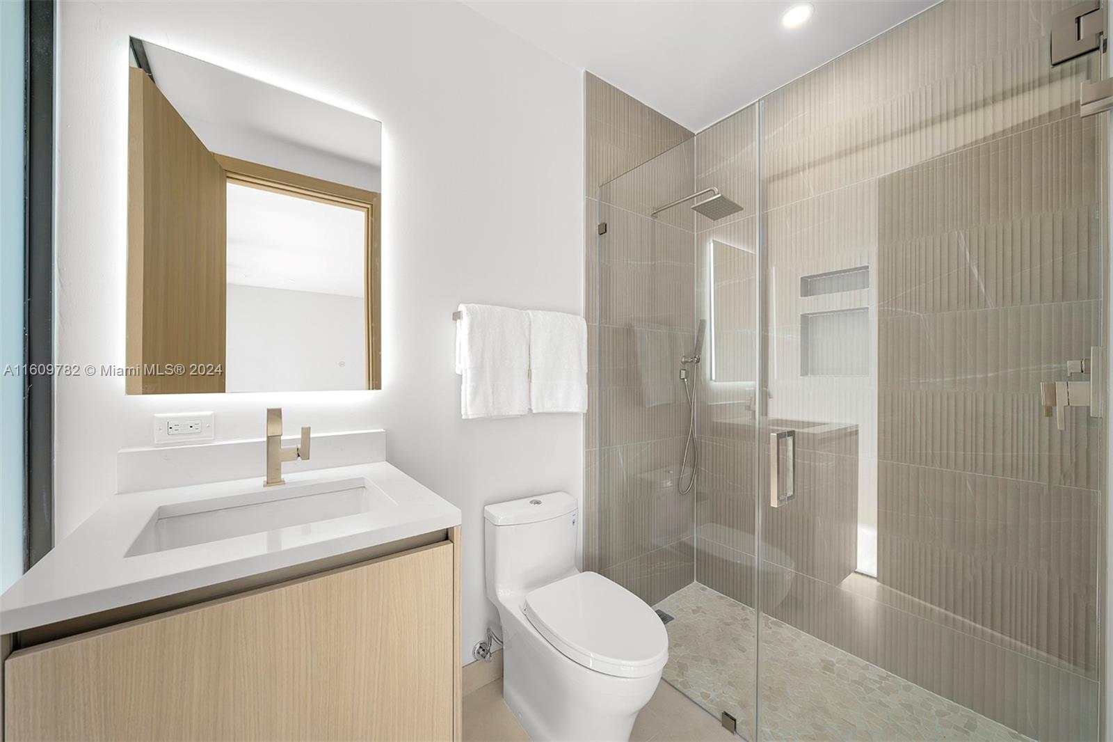 PALMHURST - Residential