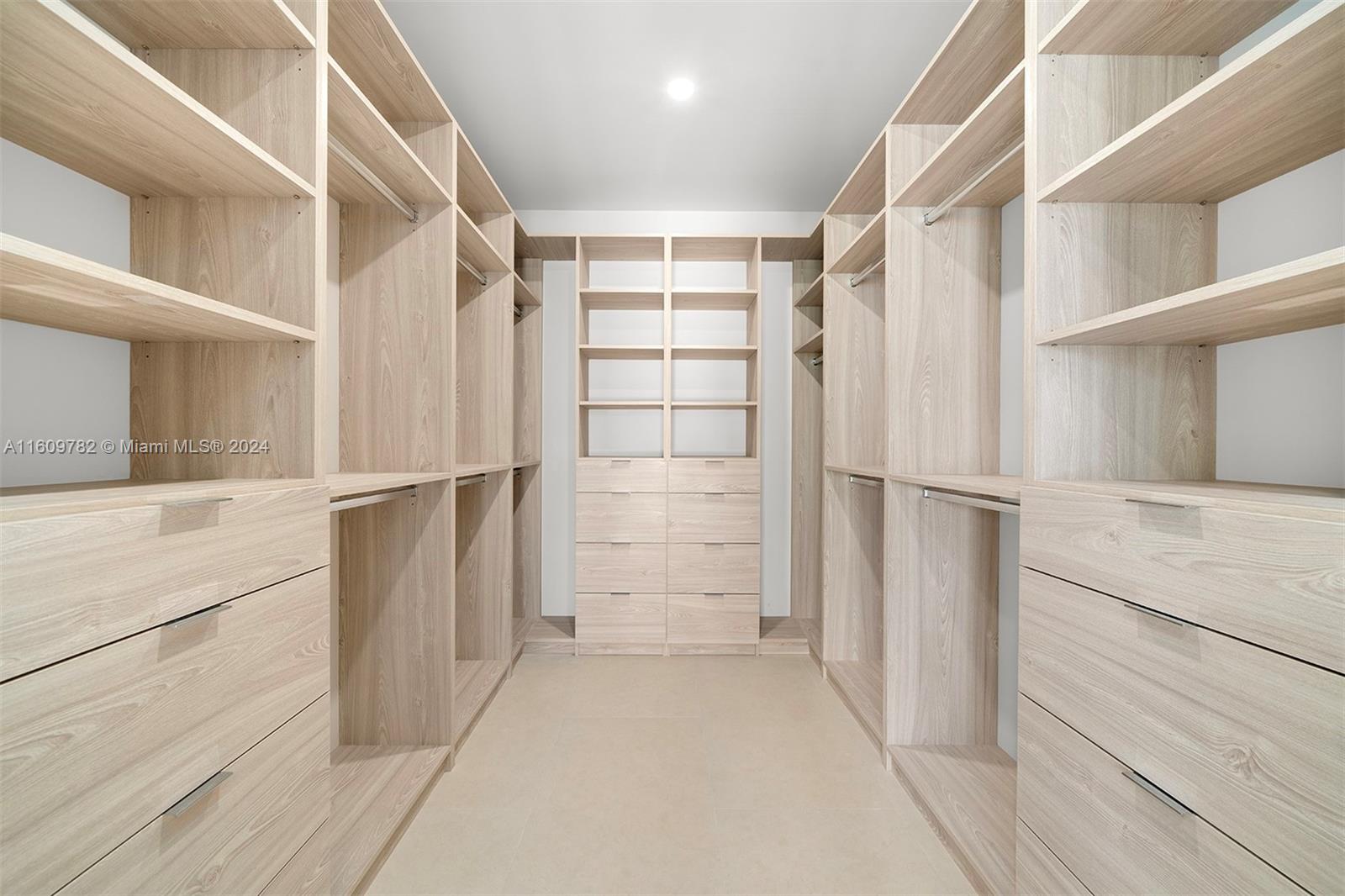 PALMHURST - Residential