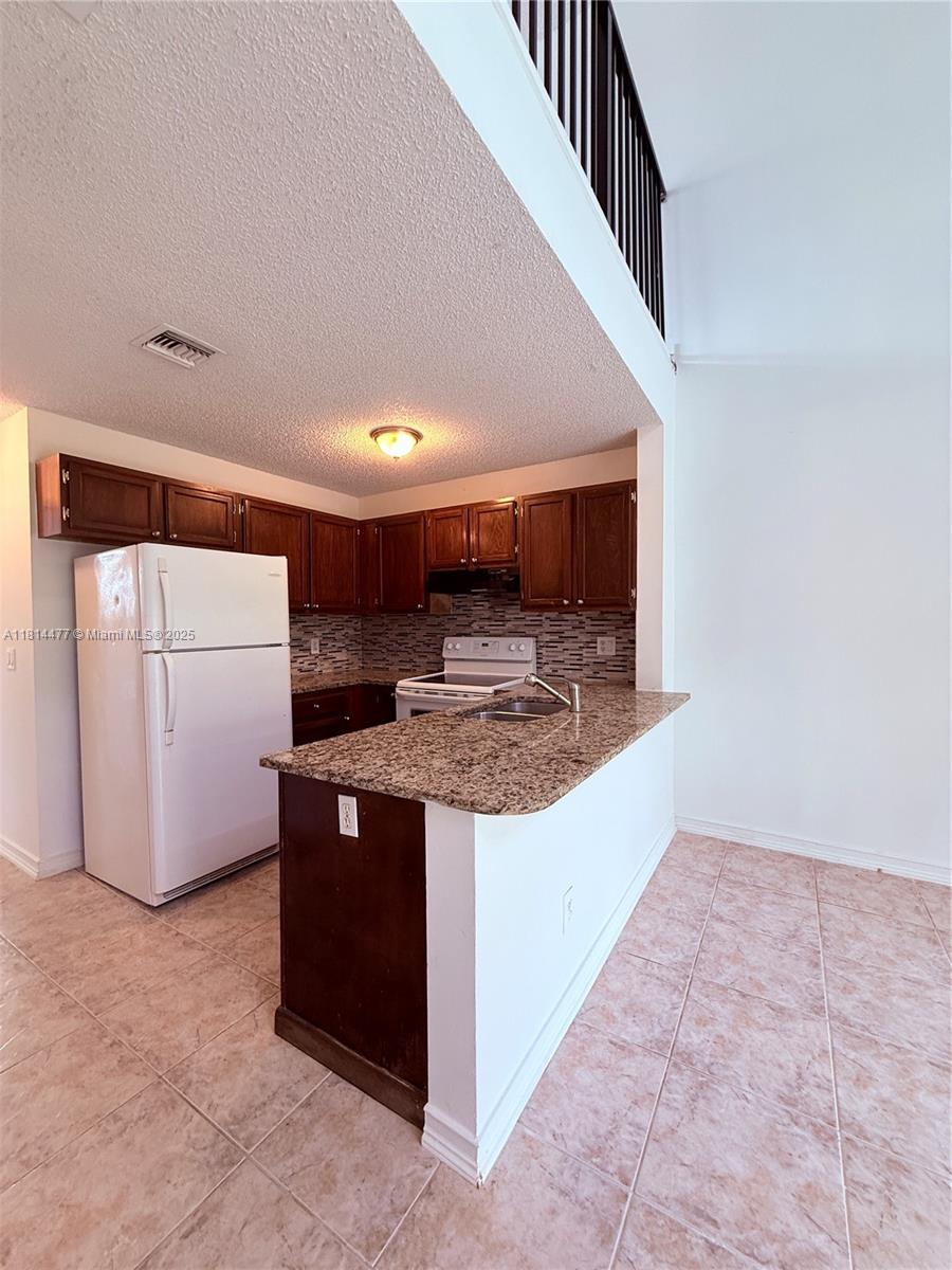 VILLA DEL SOL - Residential