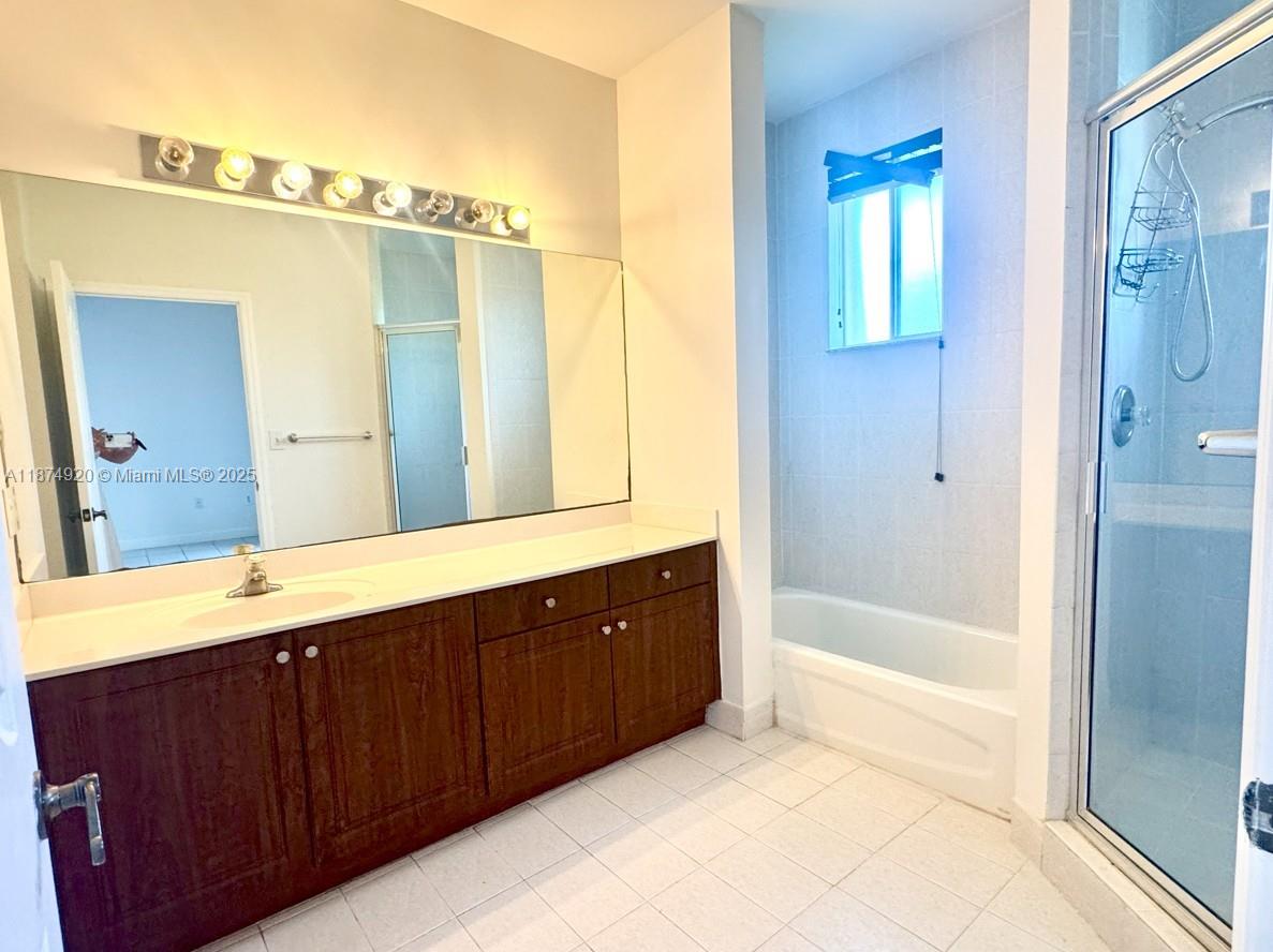 SILVER PALM HOMES - Residential