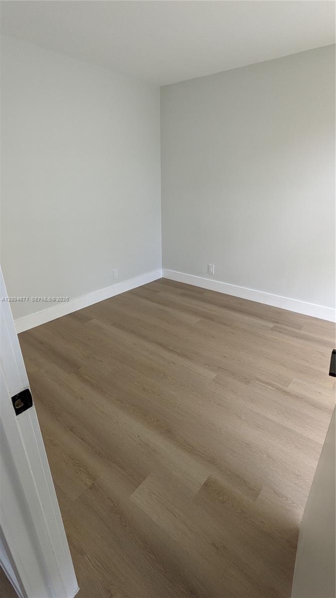 501 Three Islands Blvd 112