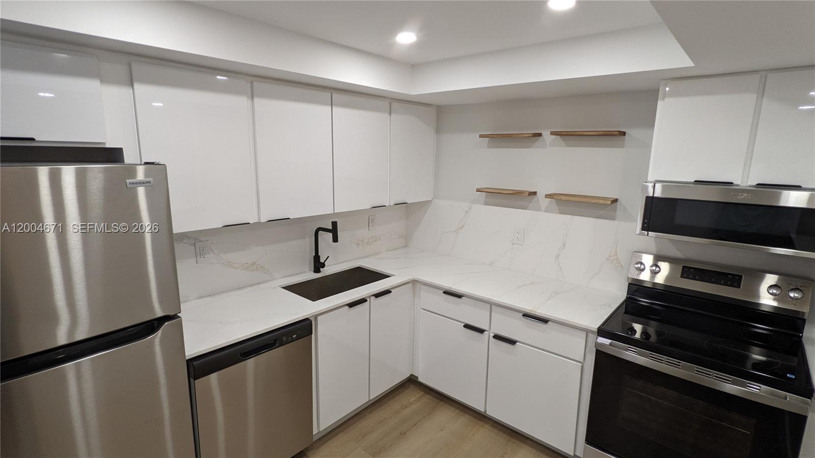 DESOTO PARK CONDO - Residential