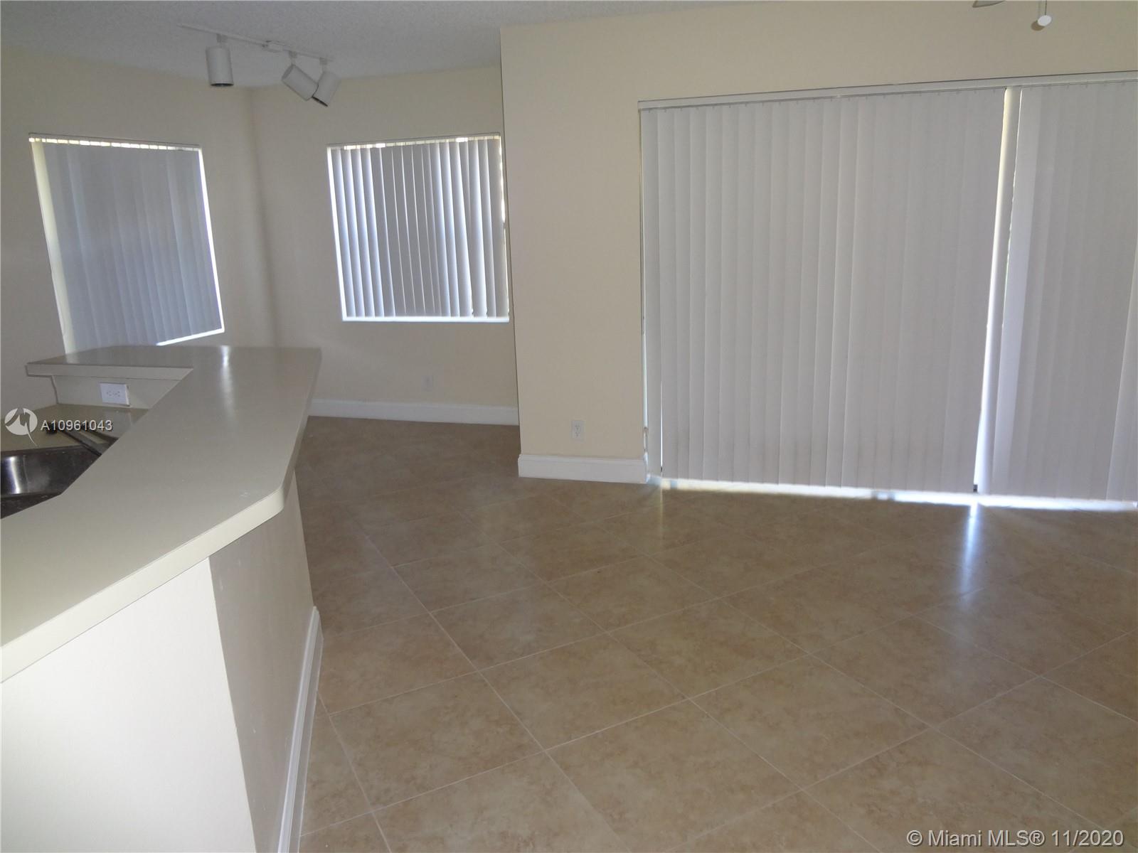 1/1 Spacious condo with Beautiful Lake in Sunrise in Summerbreeze. First floor unit with all tile flooring. First, last and security to move in, along with proof of income. No prior evictions