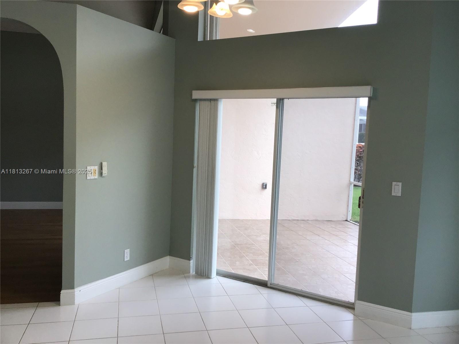 MAPLE ISLAND - Residential Lease